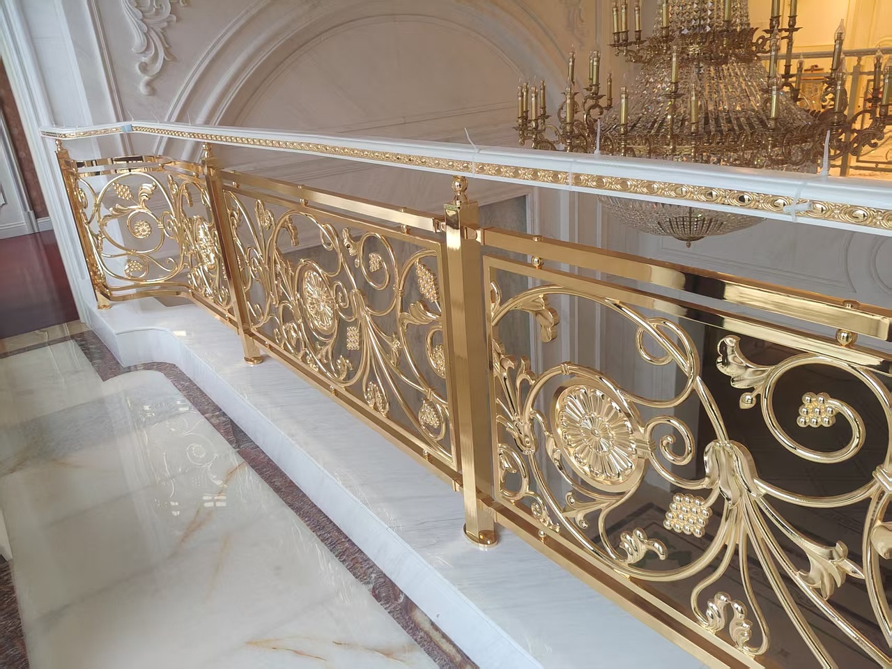 如何选一款适合你家的铝板雕刻楼梯护栏（图ZNDA1OTkyOTg0） - 其他工业/产品 - 站酷设计师艺术金属原创素材 - 站酷ZCOOL