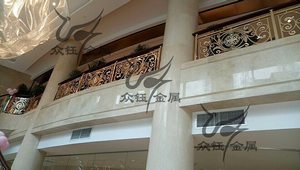 铝板雕花楼梯护栏轻奢大气款式 上门测量安装（图ZNDA1OTkzMTA4） - 其他工业/产品 - 站酷设计师艺术金属原创素材 - 站酷ZCOOL