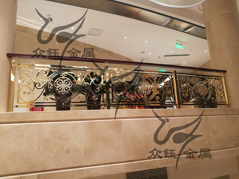 铝板雕花楼梯护栏轻奢大气款式 上门测量安装（图ZNDA1OTkzMTI4） - 其他工业/产品 - 站酷设计师艺术金属原创素材 - 站酷ZCOOL