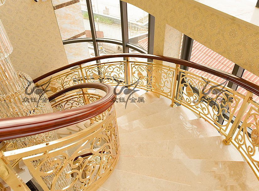 铝艺雕刻楼梯护栏 金色豪华别墅楼梯护栏案例（图ZNDA1OTk1MTI4） - 其他工业/产品 - 站酷设计师艺术金属原创素材 - 站酷ZCOOL
