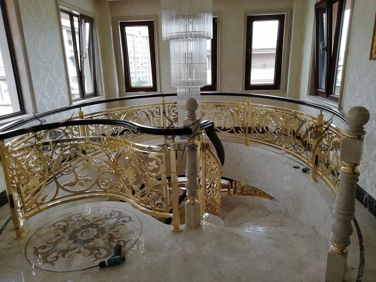 铜铝雕花五谷丰登连体旋转楼梯护栏平台栏杆 上门安装（图ZNDA1OTk1NTky） - 其他工业/产品 - 站酷设计师艺术金属原创素材 - 站酷ZCOOL