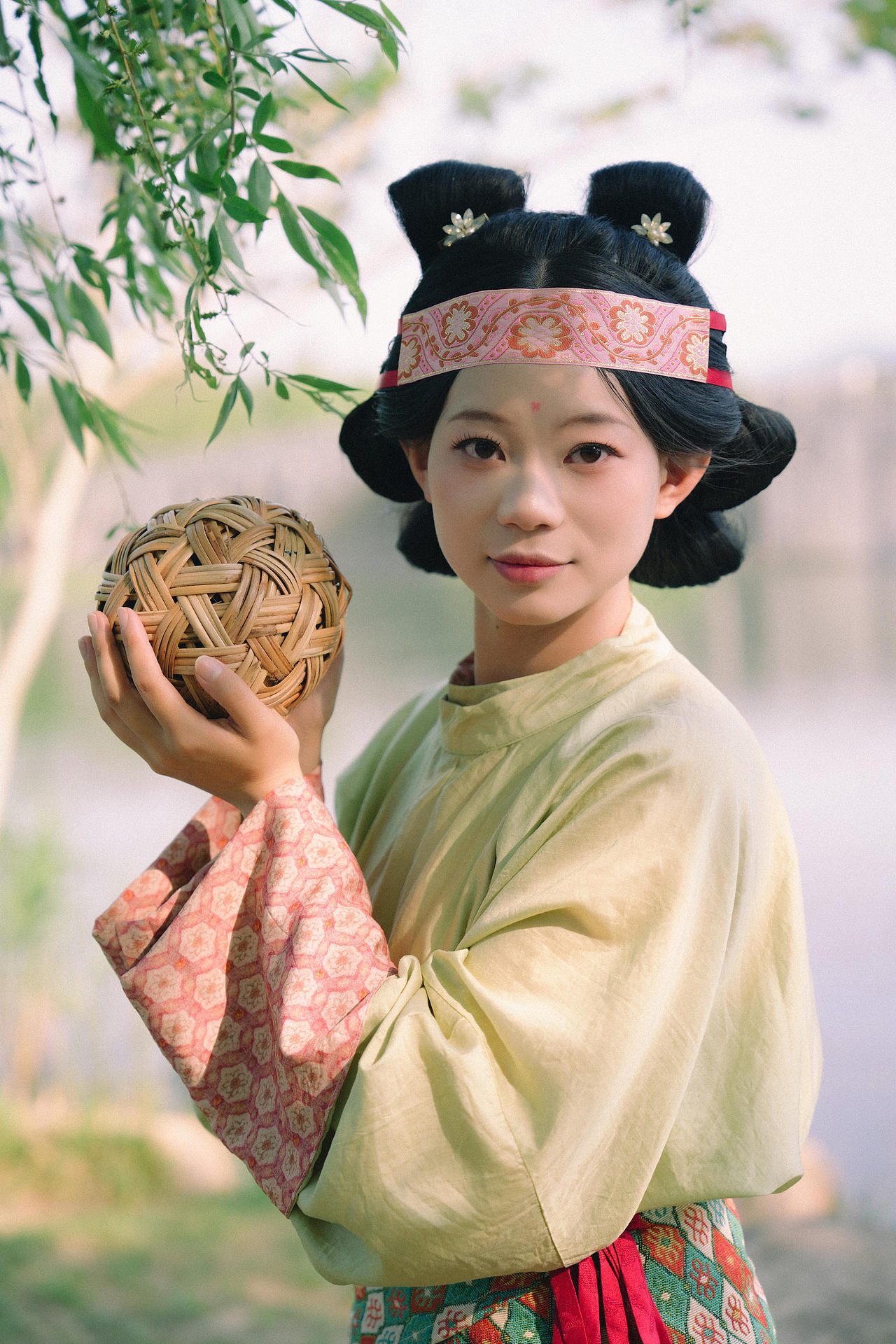 春日国风小聚（图ZNDA2MDAyNzQ0） - 人像摄影 - 站酷设计师初夏_雨原创素材 - 站酷ZCOOL