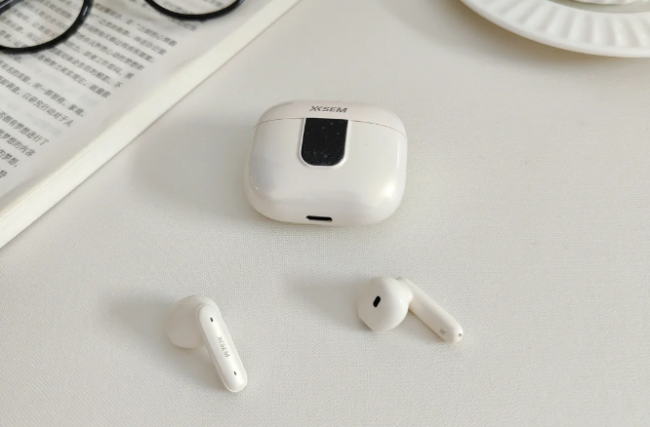 蓝牙耳机什么牌子的音质最好佩戴舒适？十大口碑最好蓝牙耳机分享（图ZMTU1NjMxNDQ=） - 评测 - 站酷设计师咕噜小熊原创素材 - 站酷ZCOOL