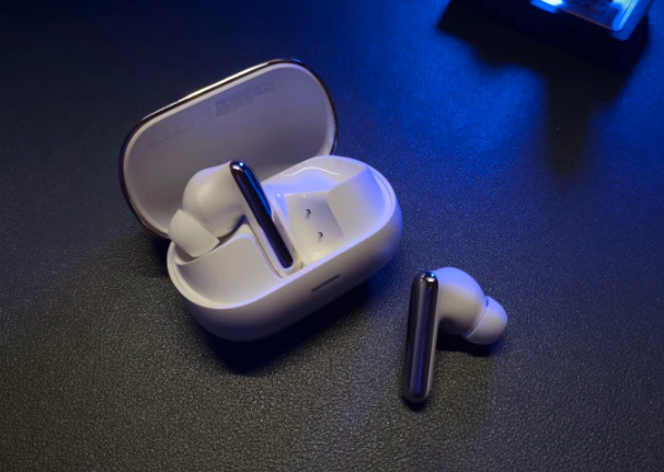 蓝牙耳机什么牌子的音质最好佩戴舒适？十大口碑最好蓝牙耳机分享（图ZMTU1NjMxODQ=） - 评测 - 站酷设计师咕噜小熊原创素材 - 站酷ZCOOL