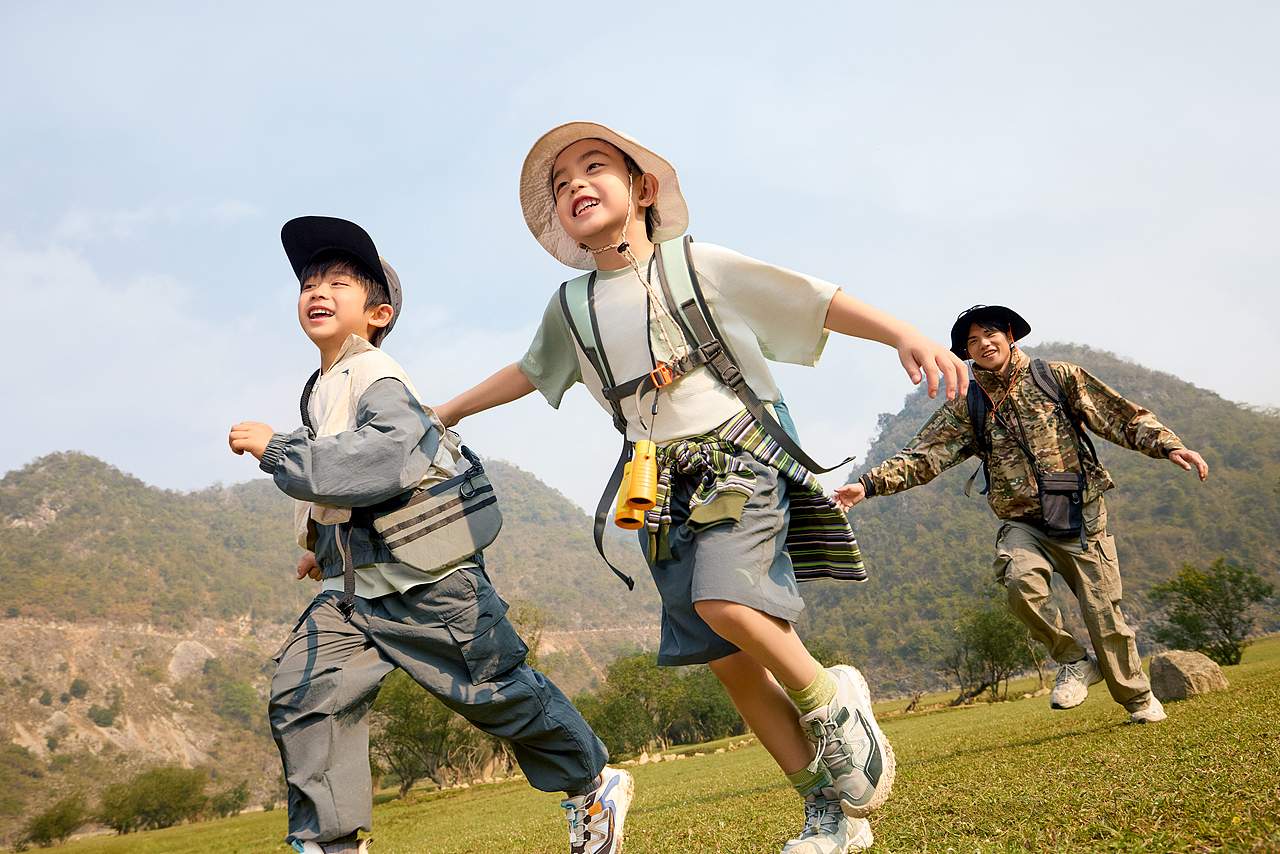 ANTA KIDS | 接收来自春天的召唤 共赴一场童年的约会（图ZNDA2MDU3ODk2） - 产品摄影 - 站酷设计师DANFO原创素材 - 站酷ZCOOL