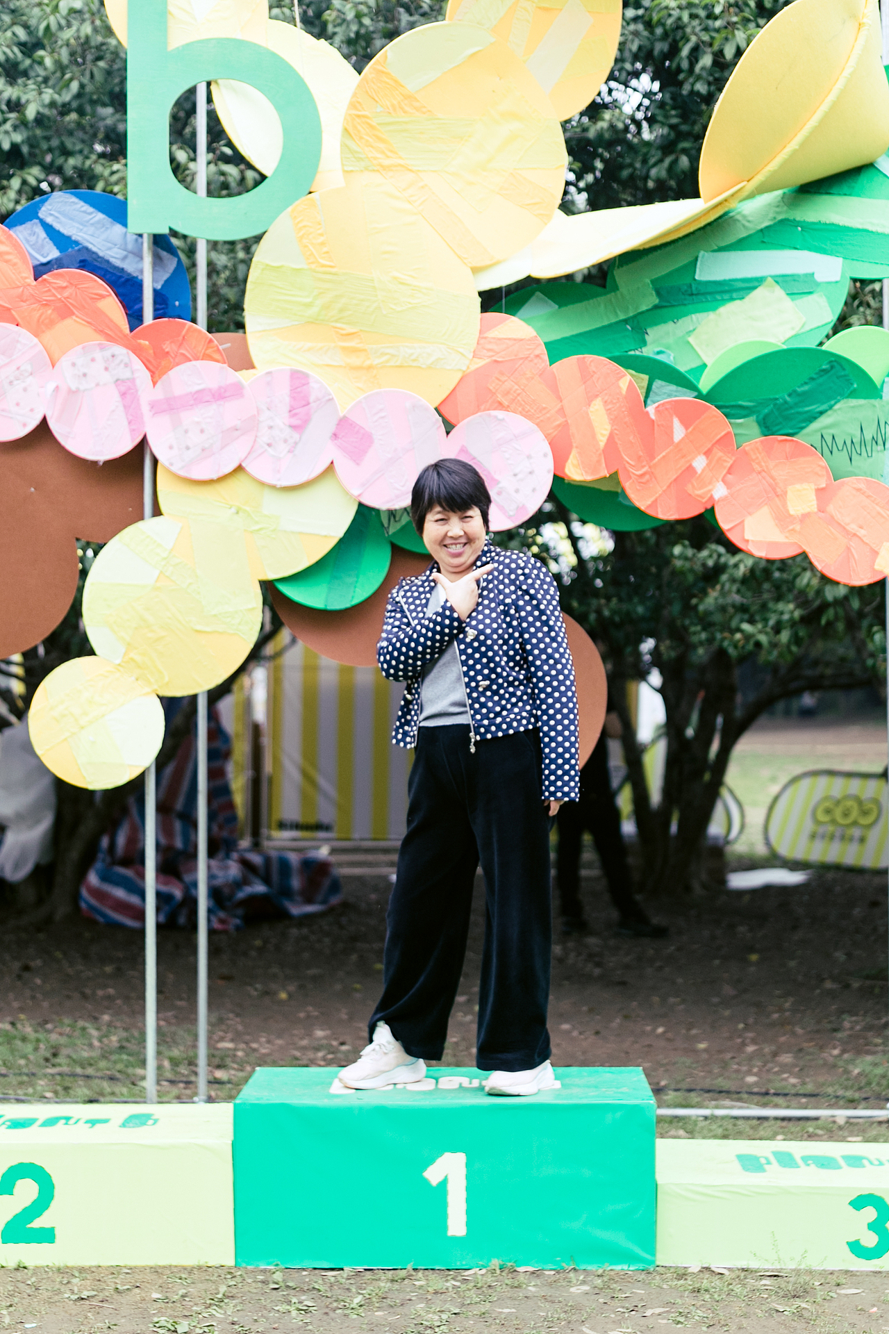 在森林里不期而遇（图ZNDA2MDc3MTk2） - 人像摄影 - 站酷设计师洪小漩原创素材 - 站酷ZCOOL