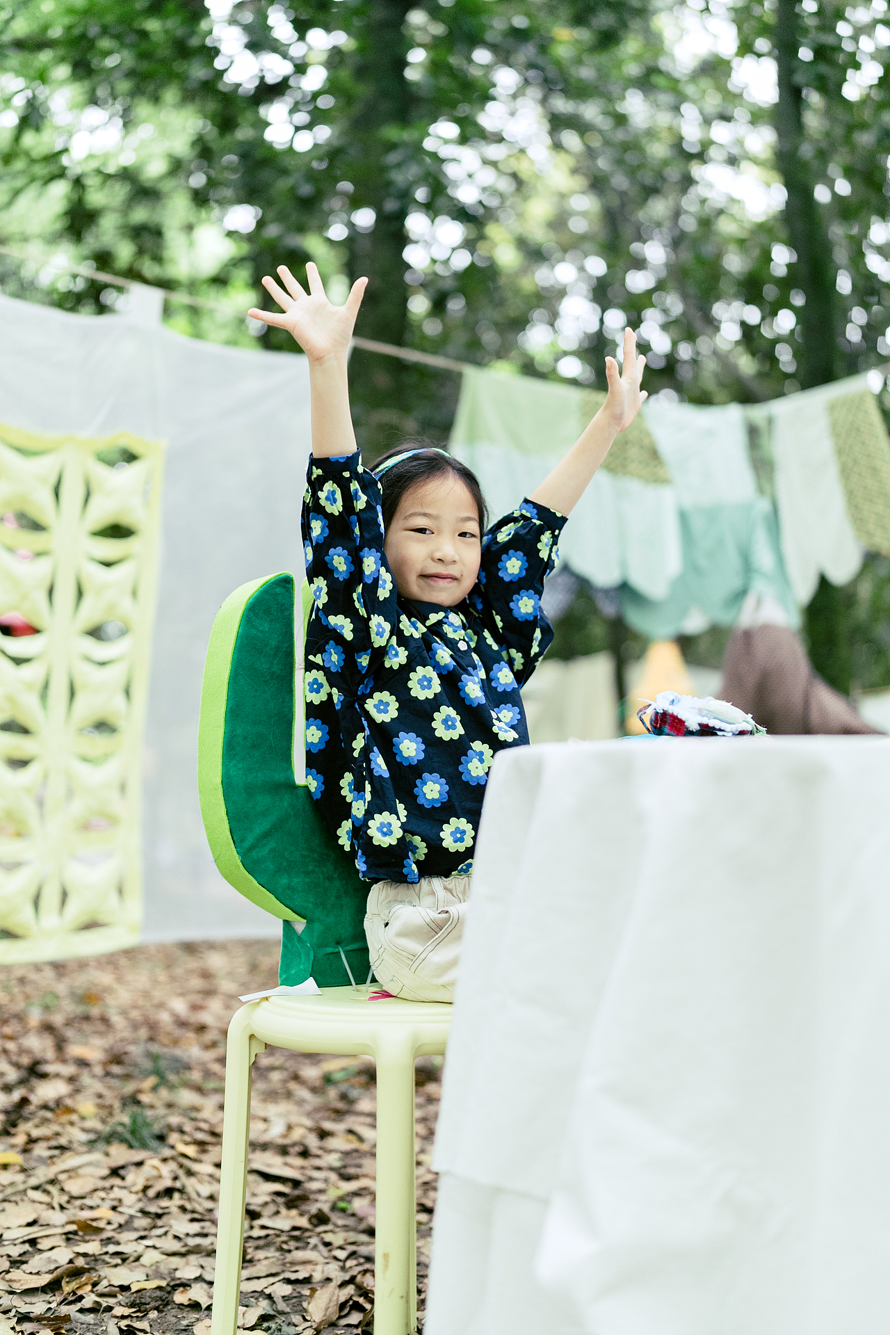 在森林里不期而遇（图ZNDA2MDc3MjQw） - 人像摄影 - 站酷设计师洪小漩原创素材 - 站酷ZCOOL