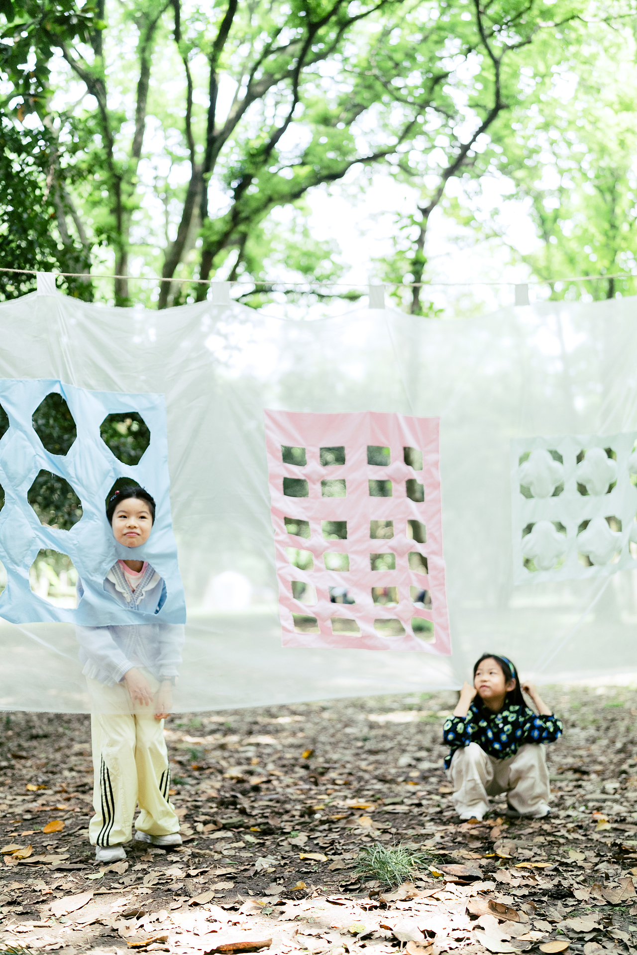 在森林里不期而遇（图ZNDA2MDc3MzM2） - 人像摄影 - 站酷设计师洪小漩原创素材 - 站酷ZCOOL