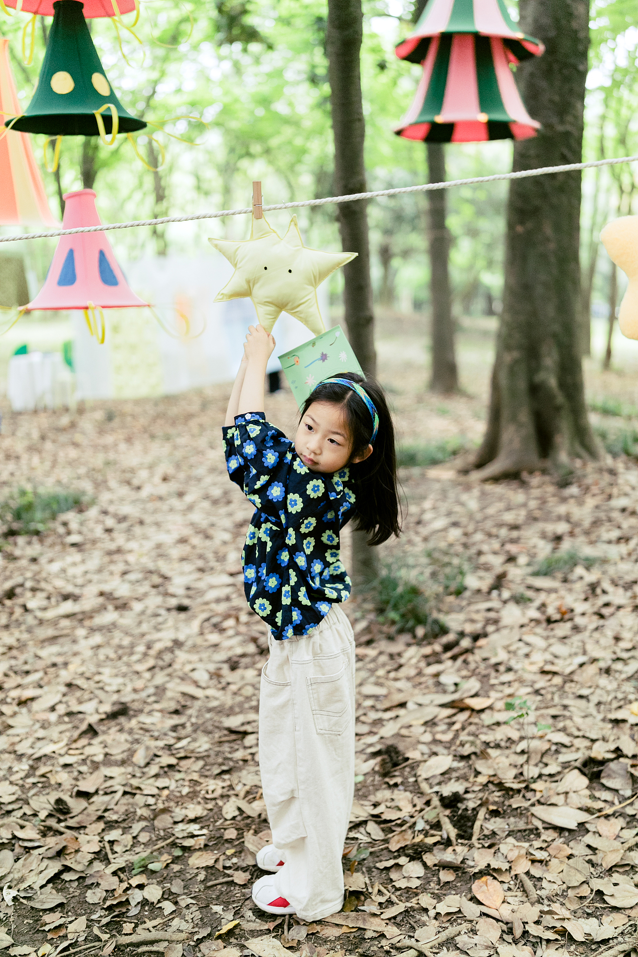 在森林里不期而遇（图ZNDA2MDc3Mjcy） - 人像摄影 - 站酷设计师洪小漩原创素材 - 站酷ZCOOL