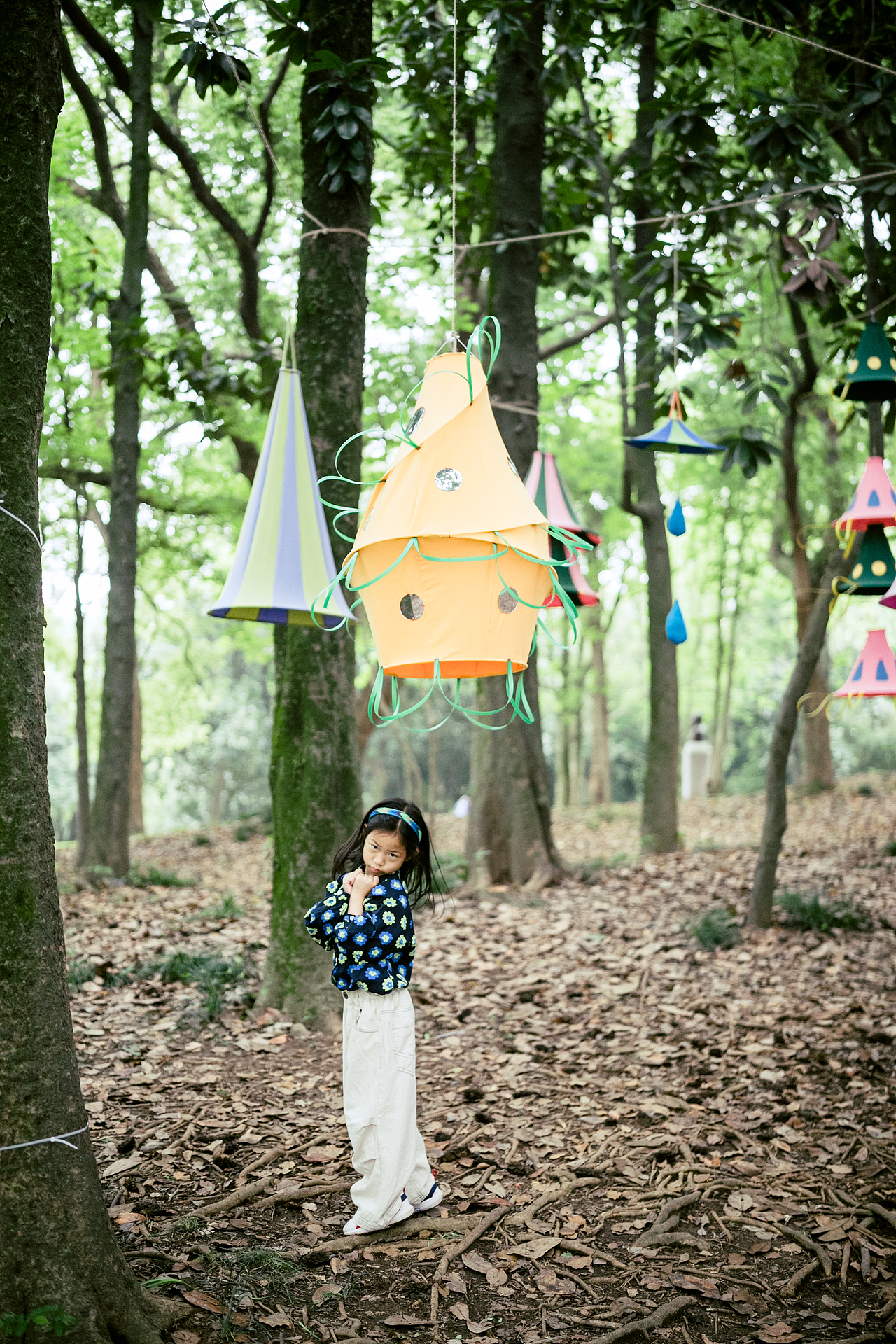 在森林里不期而遇（图ZNDA2MDc3MjIw） - 人像摄影 - 站酷设计师洪小漩原创素材 - 站酷ZCOOL