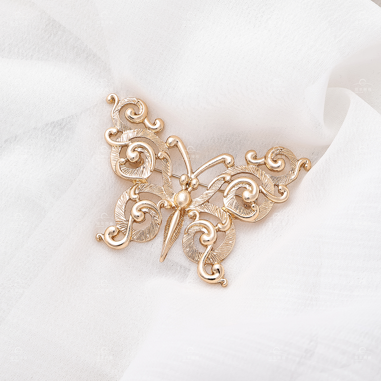 旭豐攝影---飾品類（胸針）（圖ZNDA2MTYzMDA4） - 產(chǎn)品攝影 - 站酷設(shè)計(jì)師旭豐網(wǎng)絡(luò)視覺中心原創(chuàng)素材 - 站酷ZCOOL