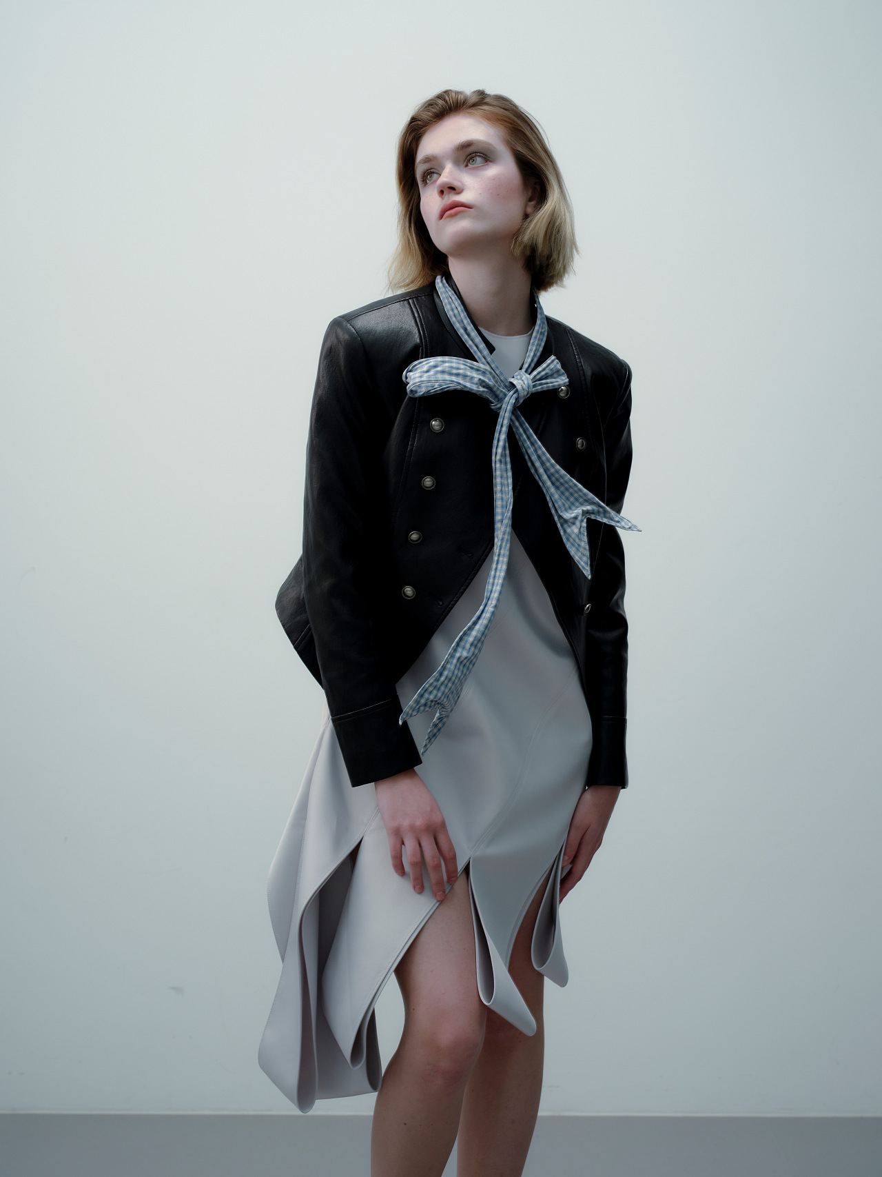 人像摄影｜冷调之下（图ZNDA2MTY4NDA0） - 时尚/艺术摄影 - 站酷设计师TMOST电商视觉原创素材 - 站酷ZCOOL