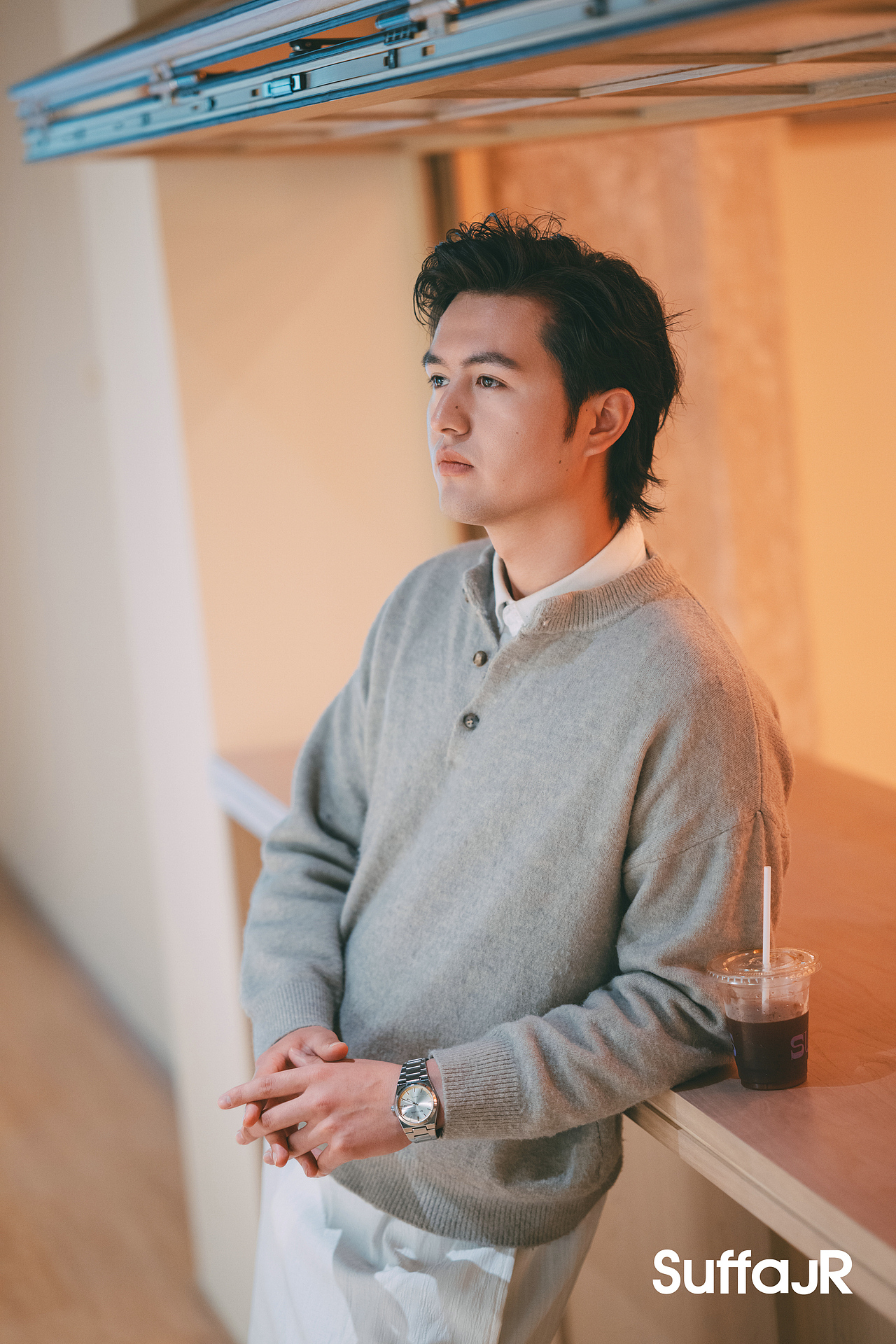 人像摄影Umt（图ZNDA2MjA4ODI0） - 人像摄影 - 站酷设计师朱尼尔沙发SUFFA原创素材 - 站酷ZCOOL