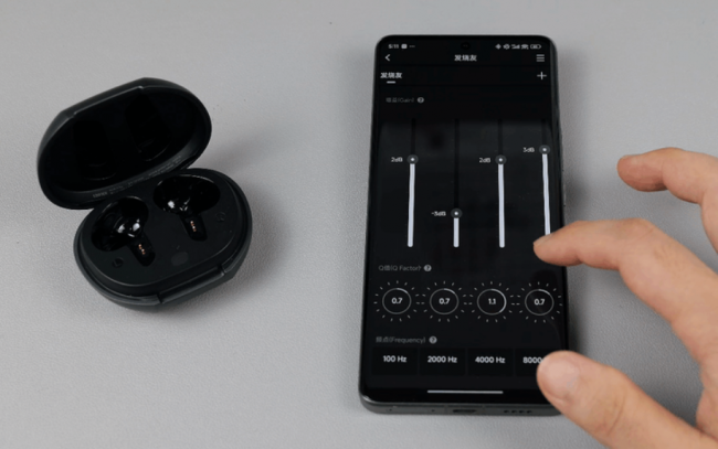 蓝牙耳机啥牌子音质好？百元蓝牙耳机推荐性价比排行榜10强分享！（图ZMTU1Nzc1NDQ=） - 评测 - 站酷设计师咕噜小熊原创素材 - 站酷ZCOOL