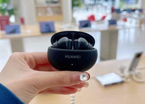 蓝牙耳机啥牌子音质好？百元蓝牙耳机推荐性价比排行榜10强分享！（图ZMTU1Nzc1MTI=） - 评测 - 站酷设计师咕噜小熊原创素材 - 站酷ZCOOL