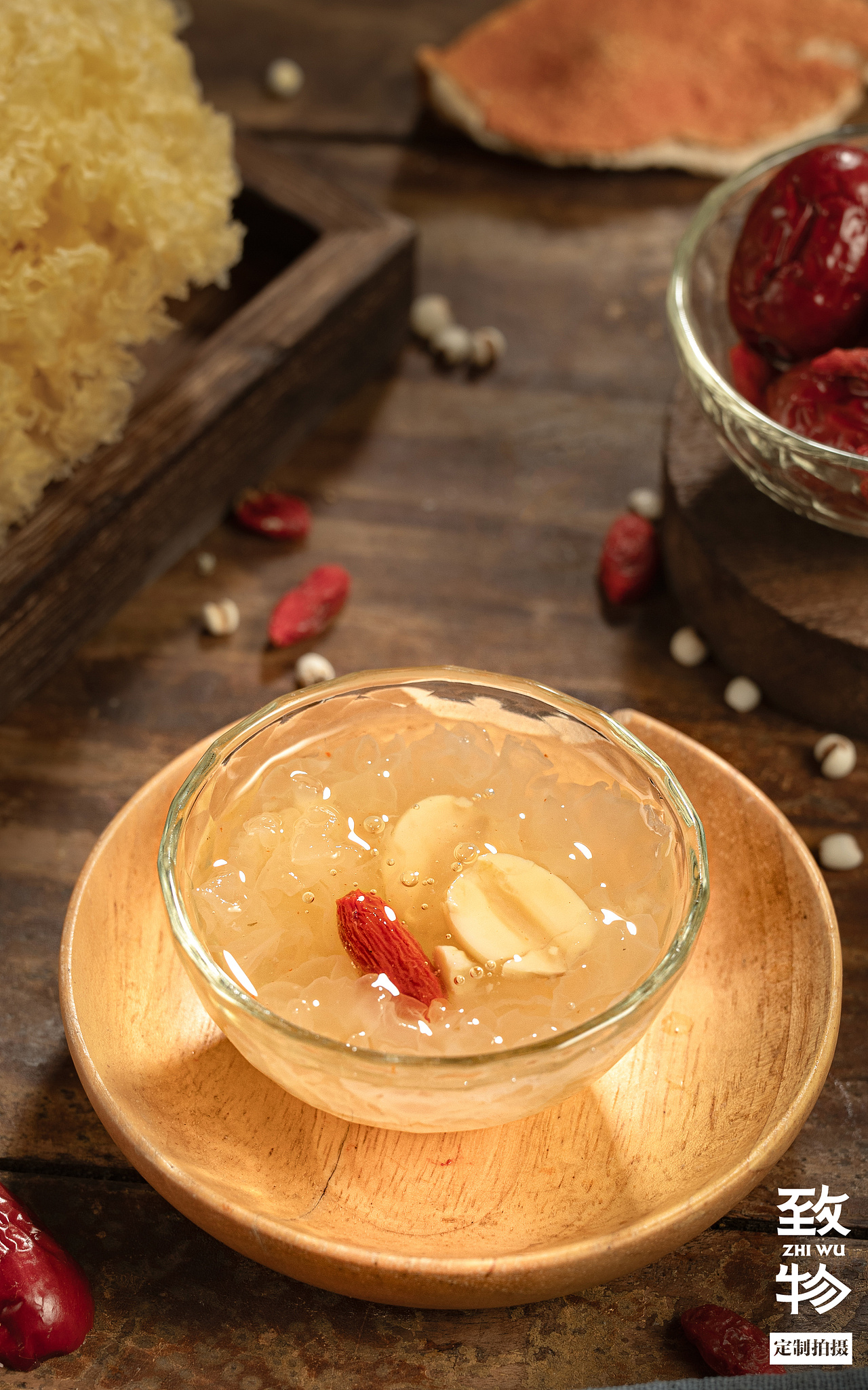 木色为台，荷风为伴（图ZNDA2MjQwNzA0） - 产品摄影 - 站酷设计师致物文化原创素材 - 站酷ZCOOL