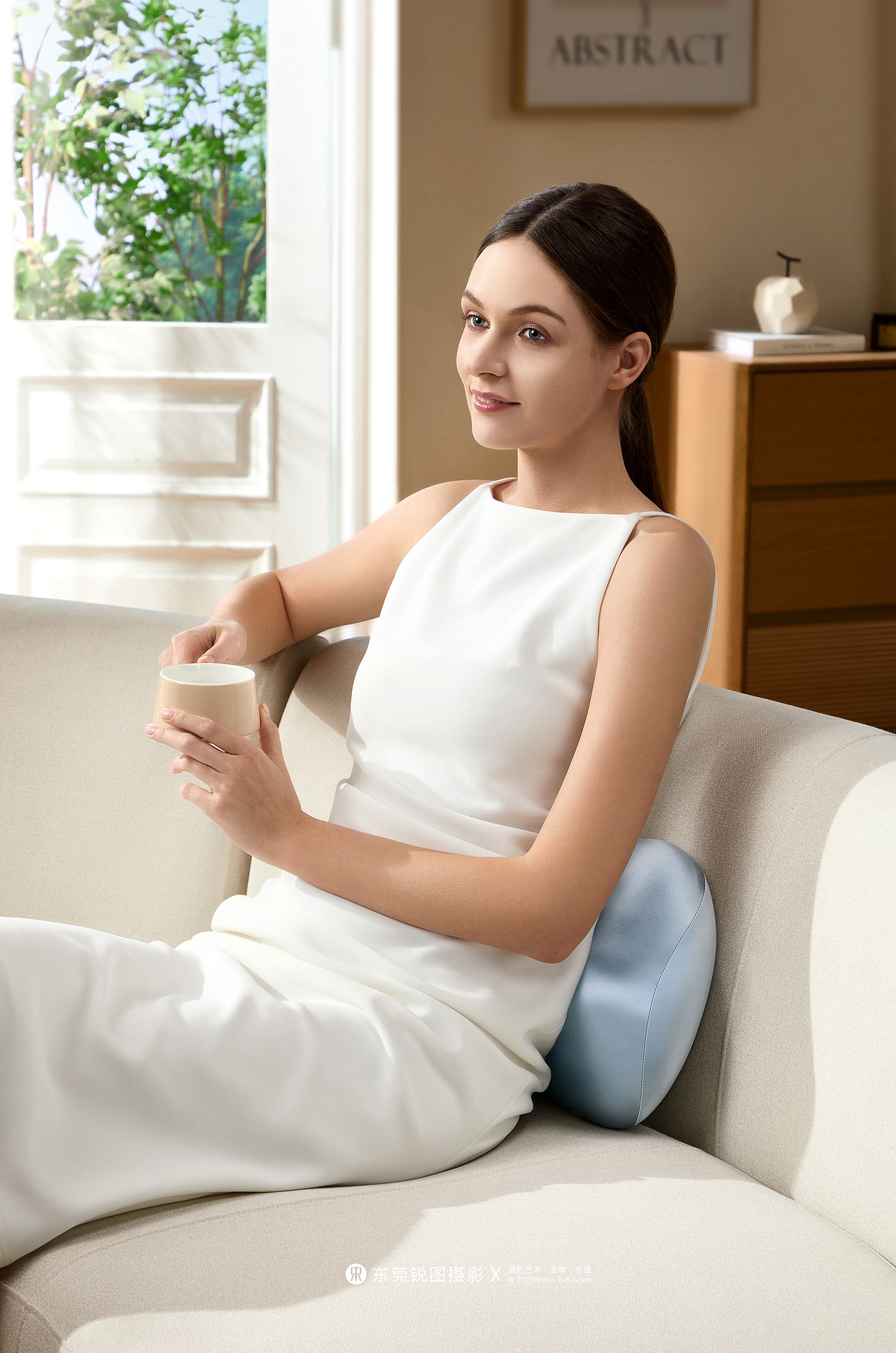 腰部垫子产品摄影｜护腰垫电商主图拍摄｜模特产品精修（图ZNDA2MjUwMDA0） - 产品摄影 - 站酷设计师东莞电商产品摄影原创素材 - 站酷ZCOOL