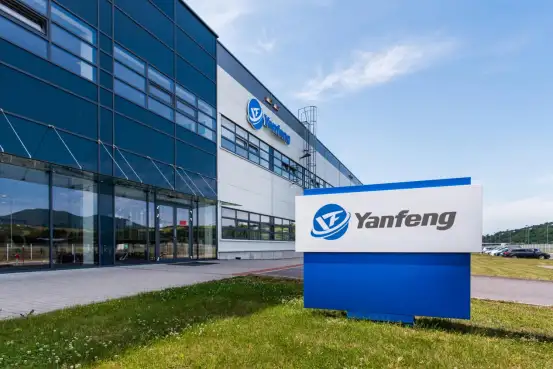 汽车木纹隐藏显示屏大火！背后15家供应商揭秘（图ZMTU1ODA5ODA=） - 资讯 - 站酷设计师CMF设计军团原创素材 - 站酷ZCOOL