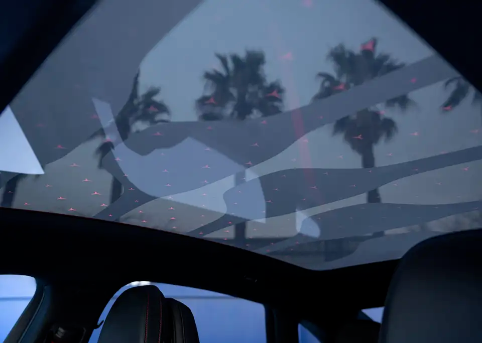 全新奔驰纯电C级全球首秀，内外饰CMF设计解析（图ZMTU1ODIxNzY=） - 资讯 - 站酷设计师CMF设计军团原创素材 - 站酷ZCOOL