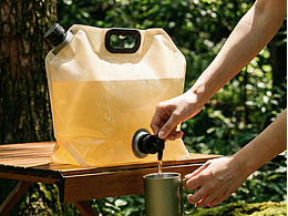 Ai出圖~戶外水袋