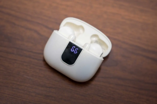 蓝牙耳机哪个牌子音质最好？蓝牙耳机排行榜前十名性价比分享！（图ZMTU1ODQwMTI=） - 评测 - 站酷设计师咕噜小熊原创素材 - 站酷ZCOOL