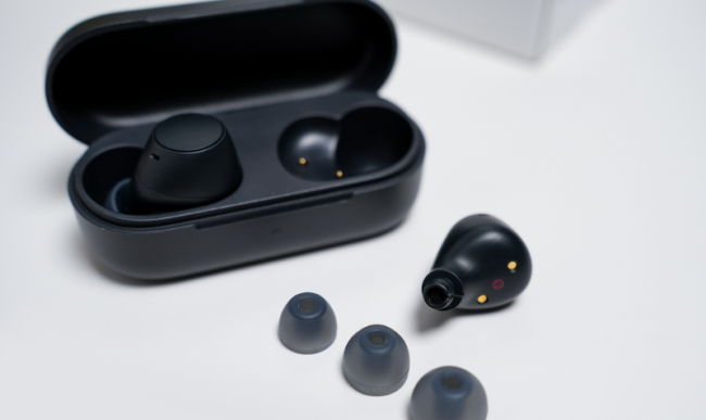 蓝牙耳机哪个牌子音质最好？蓝牙耳机排行榜前十名性价比分享！（图ZMTU1ODQwNTI=） - 评测 - 站酷设计师咕噜小熊原创素材 - 站酷ZCOOL