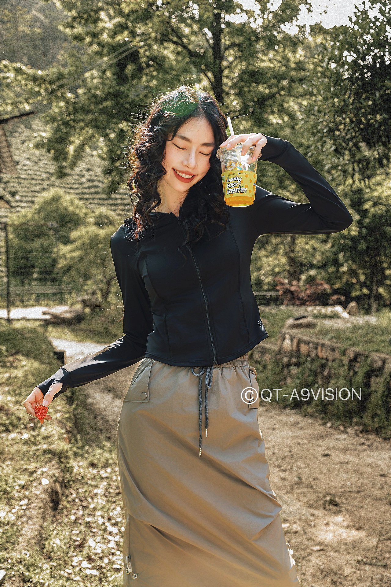 户外服装冲锋衣防晒服户外徒步（图ZNDA2MzU3MjA0） - 产品摄影 - 站酷设计师Aler楽原创素材 - 站酷ZCOOL