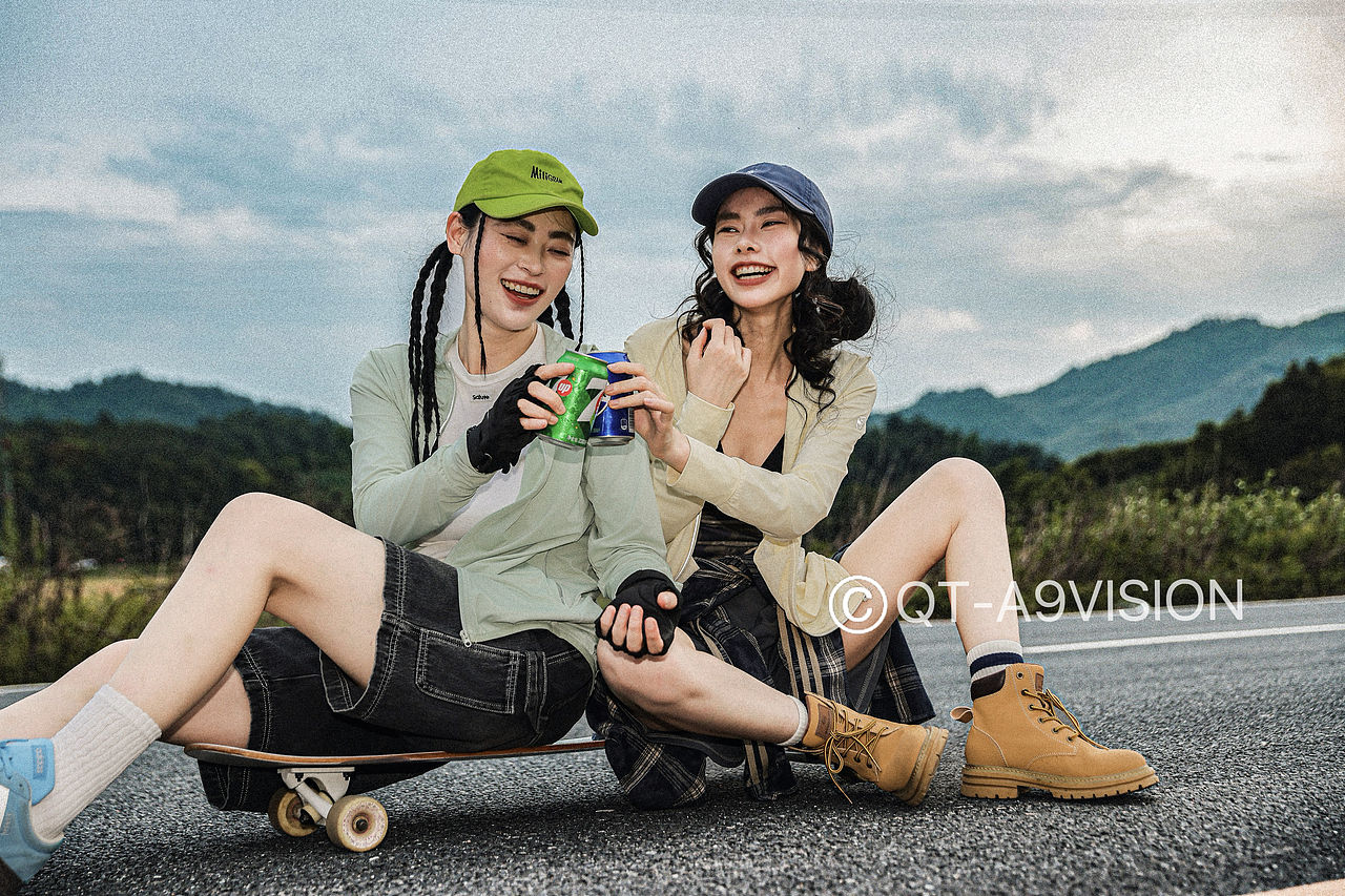 户外服装冲锋衣防晒服户外徒步(图ZNDA2MzU3Mzc2) - 产品摄影 - 站酷设计师Aler楽原创素材 - 站酷ZCOOL