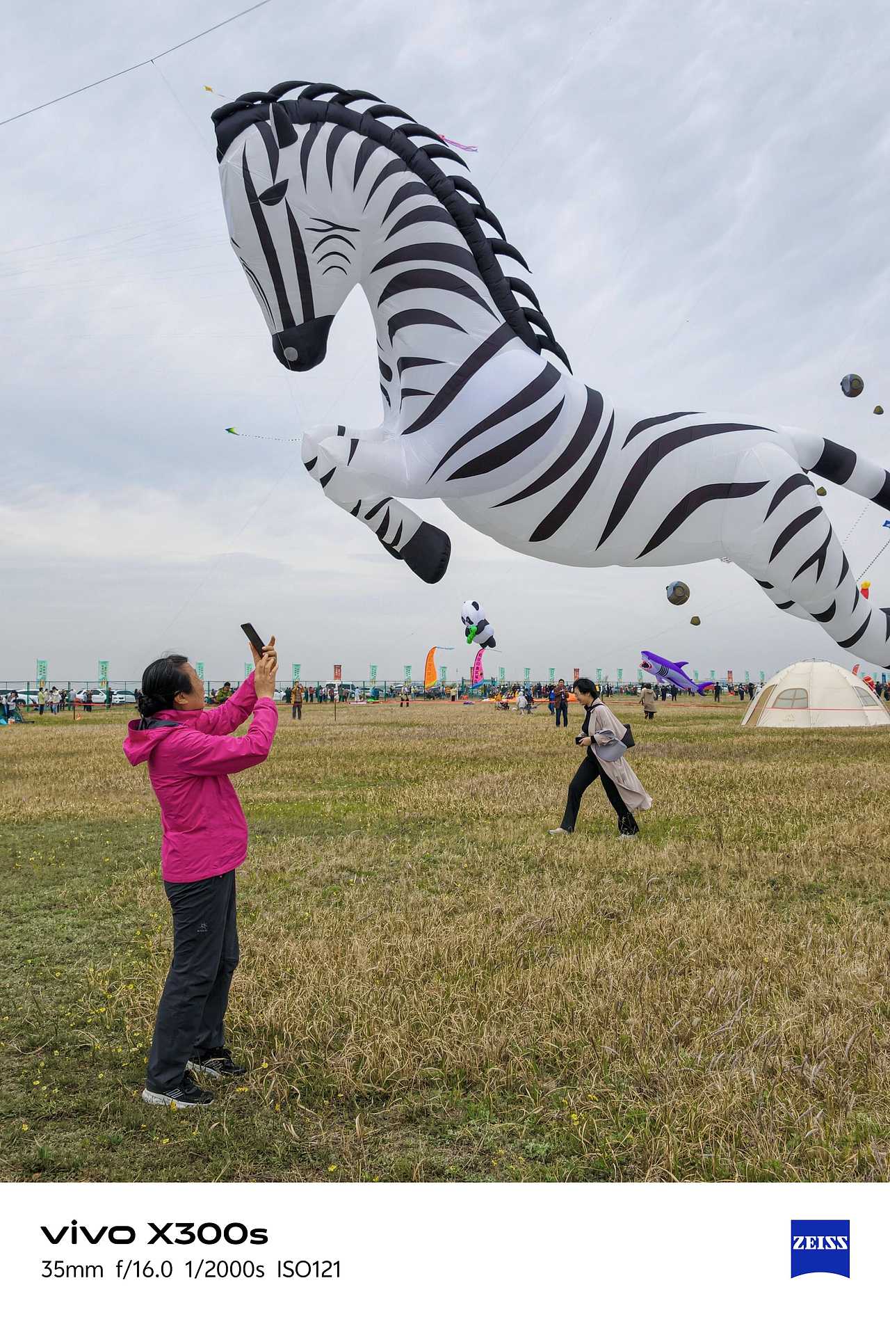 手机摄影｜风筝节（图ZNDA2MzgyNDQw） - 人文/纪实摄影 - 站酷设计师高小尚摄影原创素材 - 站酷ZCOOL