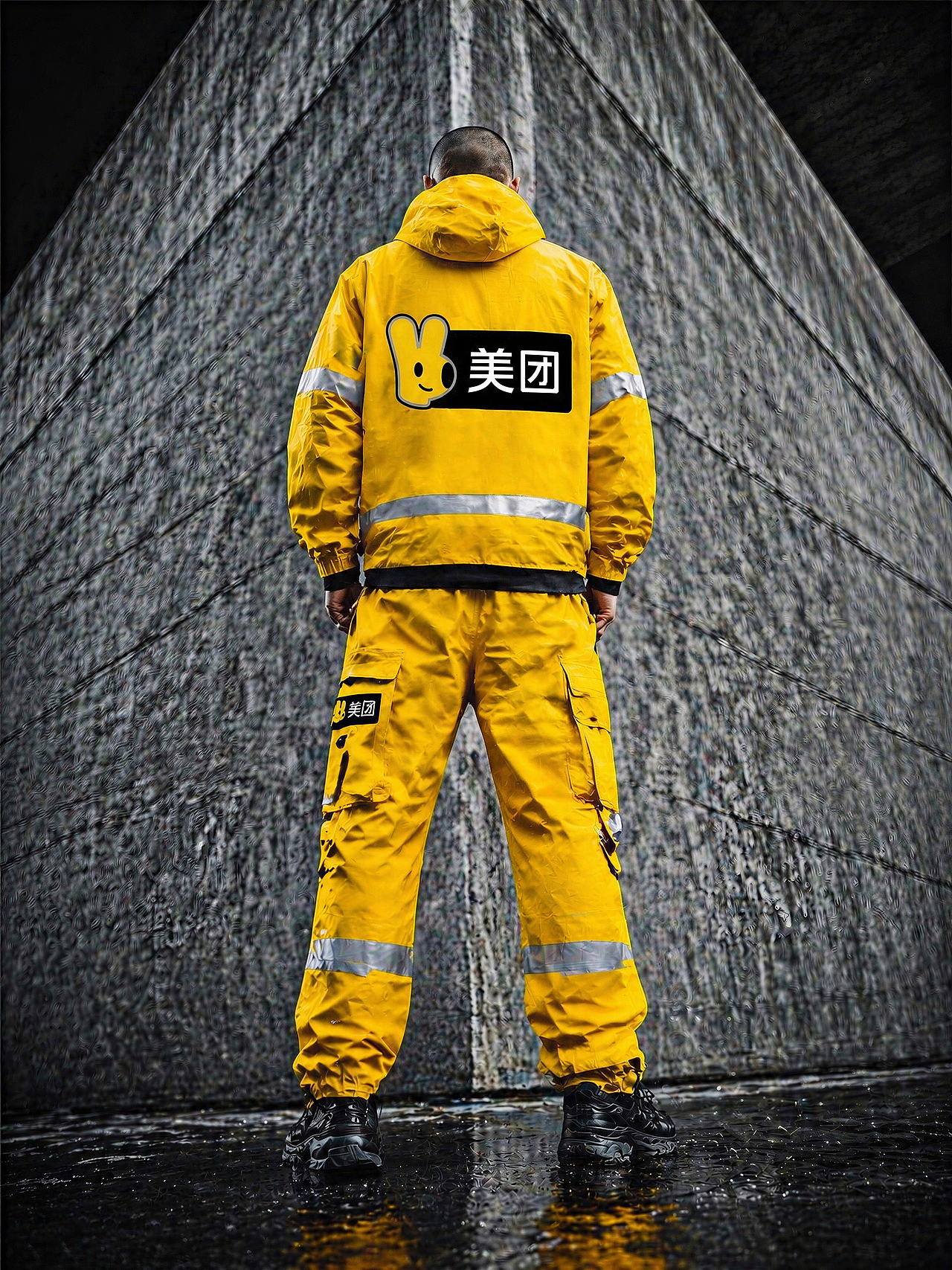 街头先锋 自成风潮 第一届美团黄衣服设计大赛（图ZNDA2MzgzNzky） - 休闲/流行服饰 - 站酷设计师怎么能不美呢原创素材 - 站酷ZCOOL