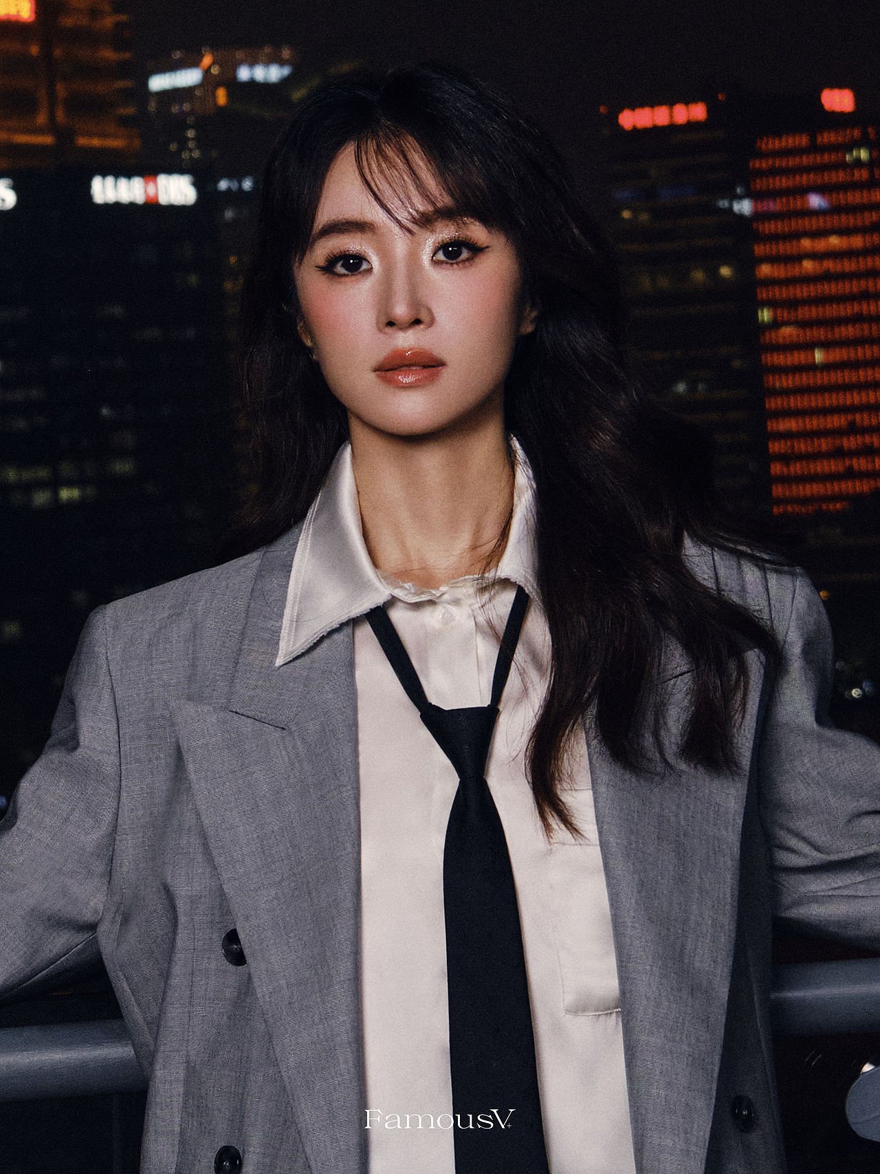 我拍的胡冰卿杂志封面（图ZNDA2NDQ1Mzk2） - 人像摄影 - 站酷设计师_三泉_原创素材 - 站酷ZCOOL