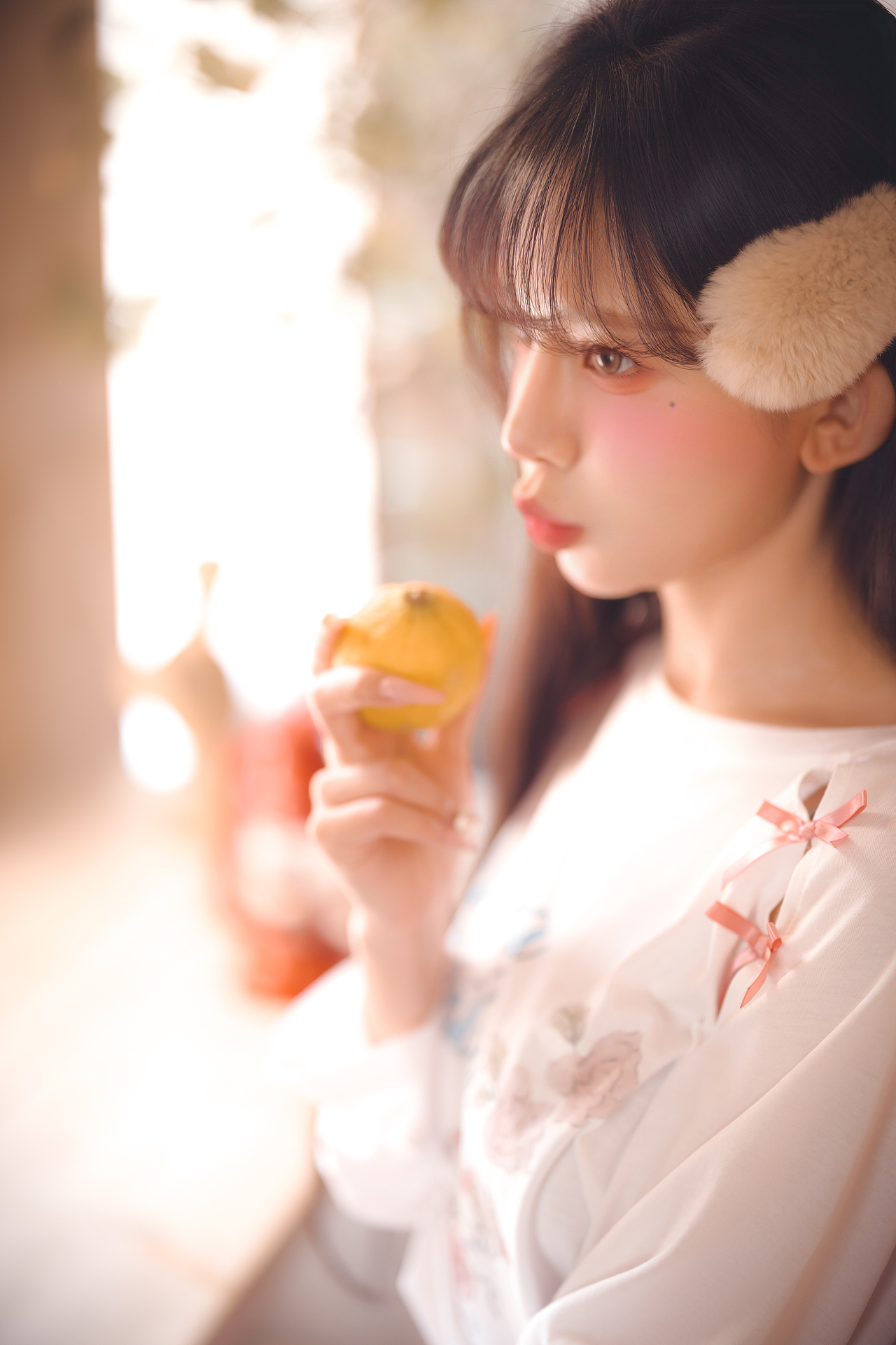 咖啡店人像（图ZNDA2NTEyMjA0） - 人像摄影 - 站酷设计师教摄影的张老师原创素材 - 站酷ZCOOL