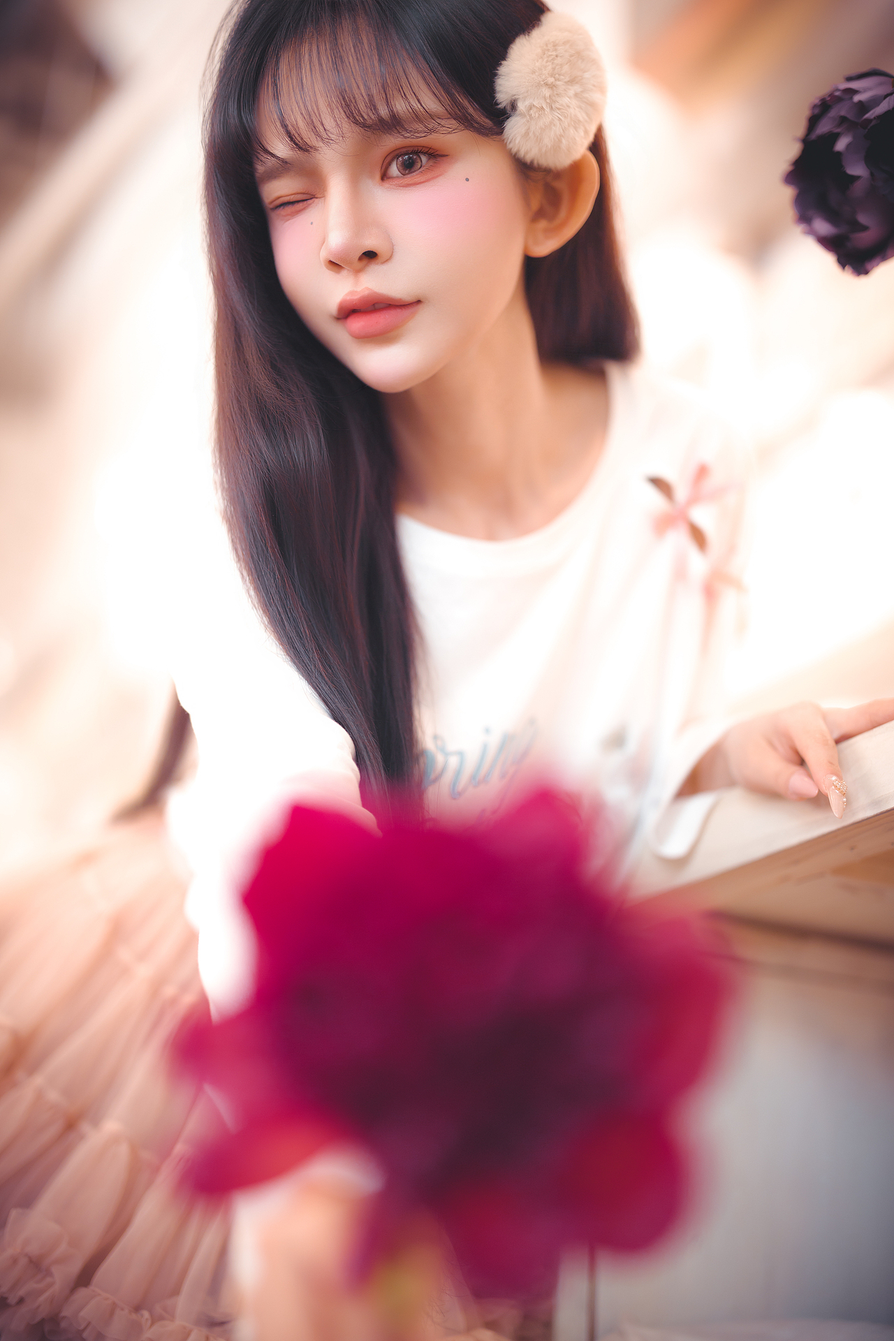 咖啡店人像（图ZNDA2NTEyMTgw） - 人像摄影 - 站酷设计师教摄影的张老师原创素材 - 站酷ZCOOL