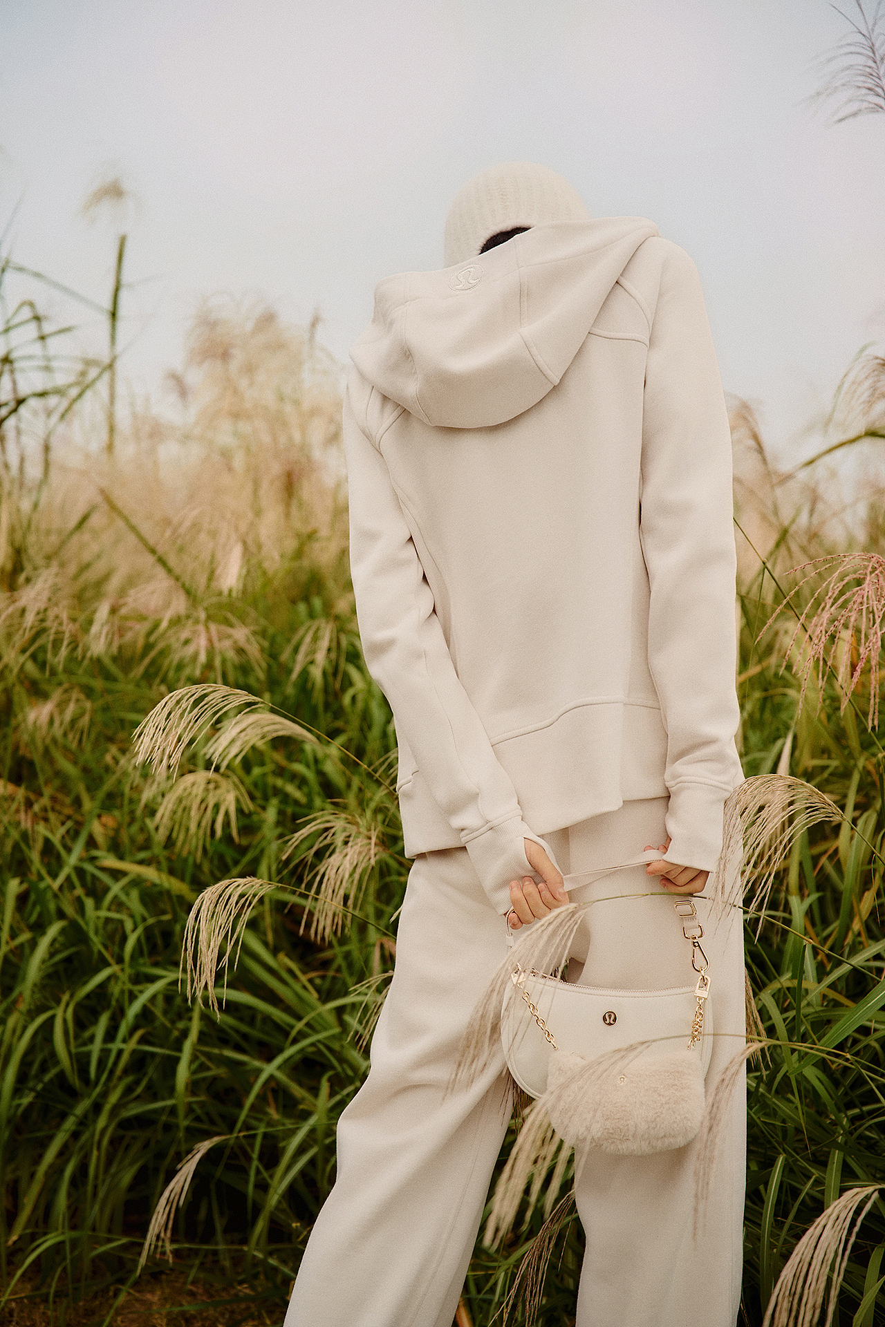 LULULEMON2026 与她感受不重复的春天（图ZNDA2NTI1OTg0） - 修图/后期 - 站酷设计师黑白君工作室原创素材 - 站酷ZCOOL
