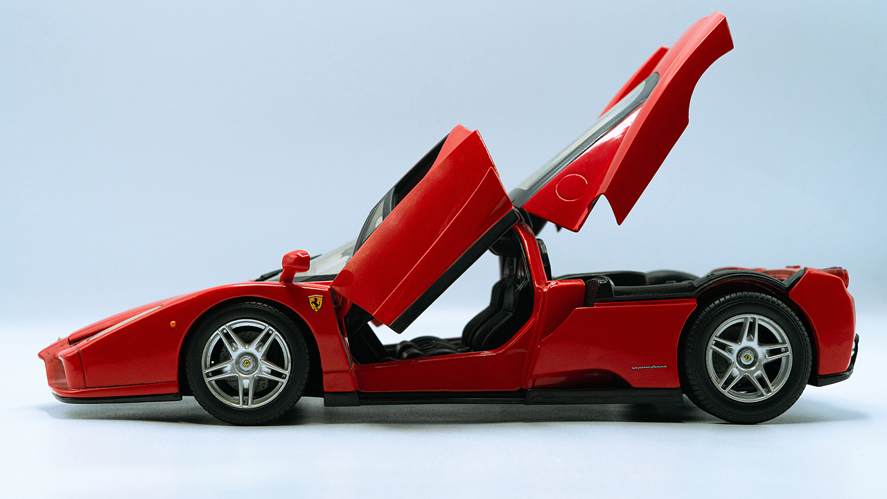 Ferrari Enzo 1:18 HOTWHEELS（图ZNDA2OTI4ODQ4） - 其他摄影 - 站酷设计师饭饭饭樊原创素材 - 站酷ZCOOL