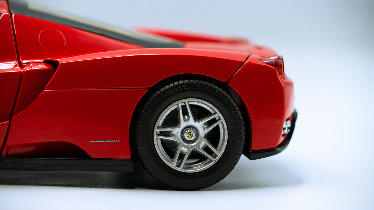 Ferrari Enzo 1:18 HOTWHEELS（图ZNDA2OTI4ODg4） - 其他摄影 - 站酷设计师饭饭饭樊原创素材 - 站酷ZCOOL