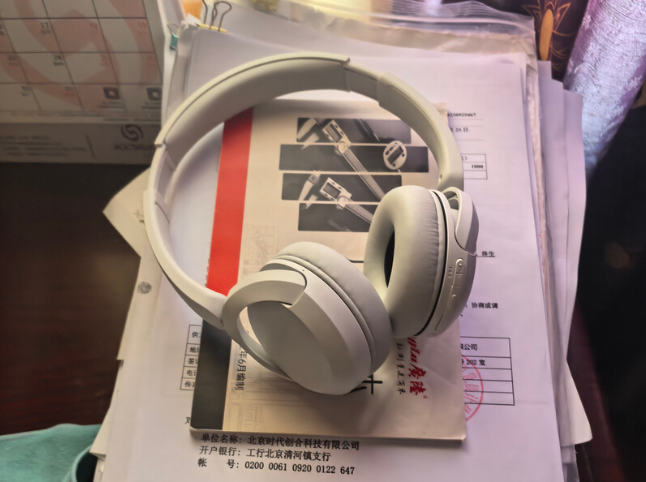 头戴式蓝牙耳机推荐高性价比?揭秘高性价比的头戴式耳机前十排行(图ZMTU2MDQ4ODQ=) - 观点 - 站酷设计师菲灵数码原创素材 - 站酷ZCOOL