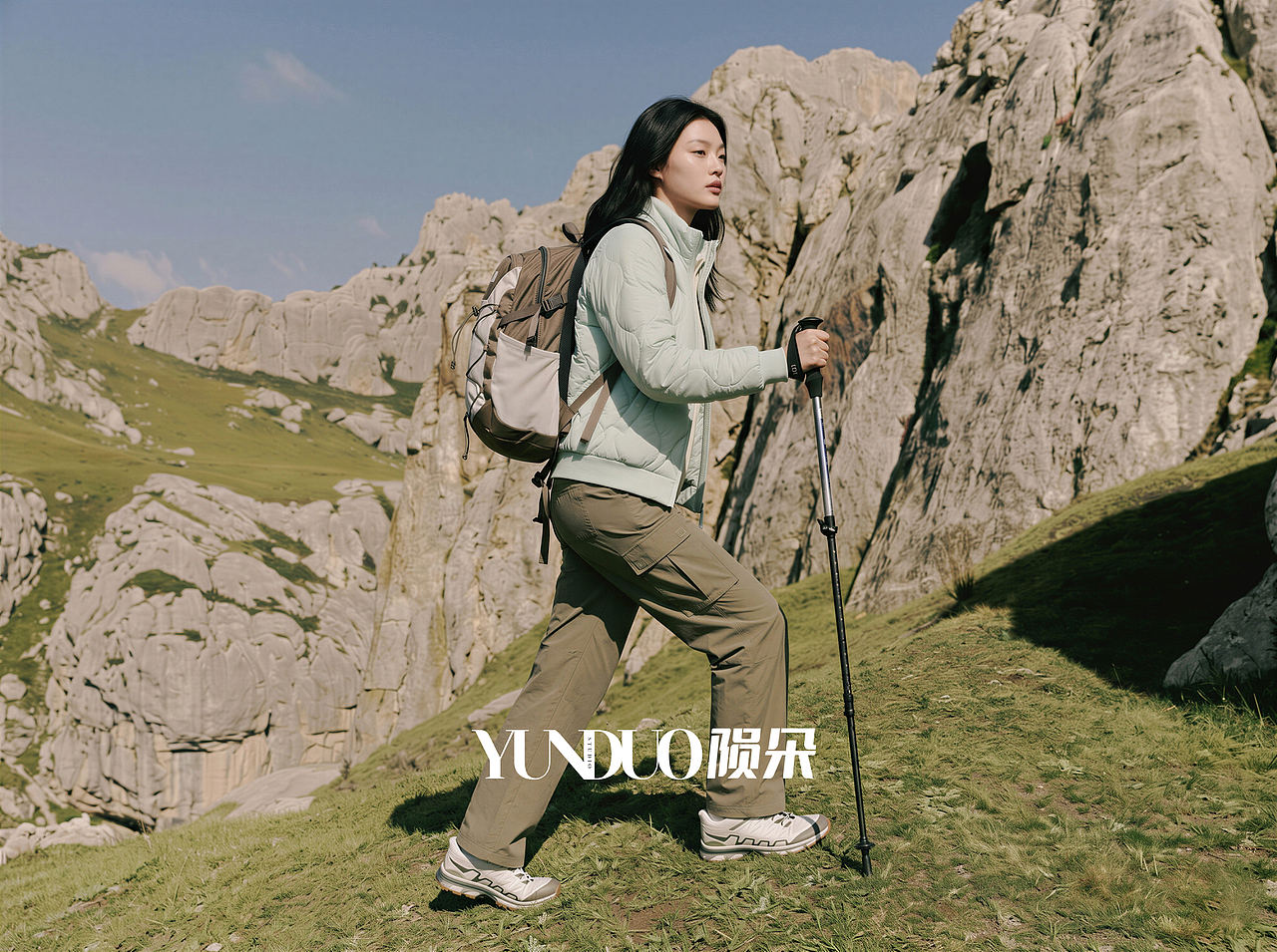 Ai气绒服生成 Ai电商图 Ai摄影 Ai生成(图ZNDA2OTY2NTUy) - AI作品 - 站酷设计师陨朵商拍刘大奇原创素材 - 站酷ZCOOL
