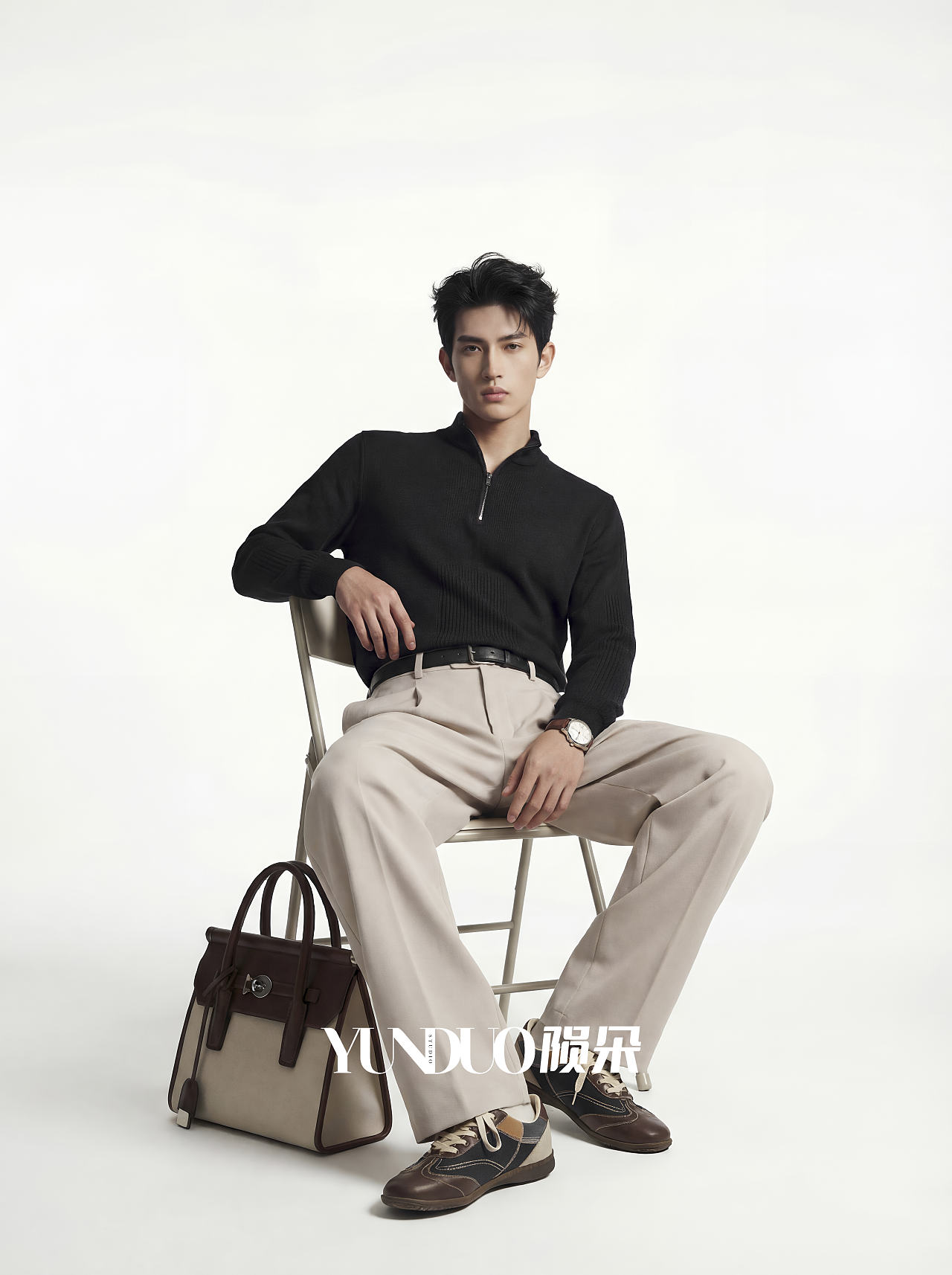 Ai棉田品牌生成 Ai摄影 Ai电商图 Ai打底衫制图(图ZNDA2OTk4MDg0) - AI作品 - 站酷设计师陨朵商拍刘大奇原创素材 - 站酷ZCOOL