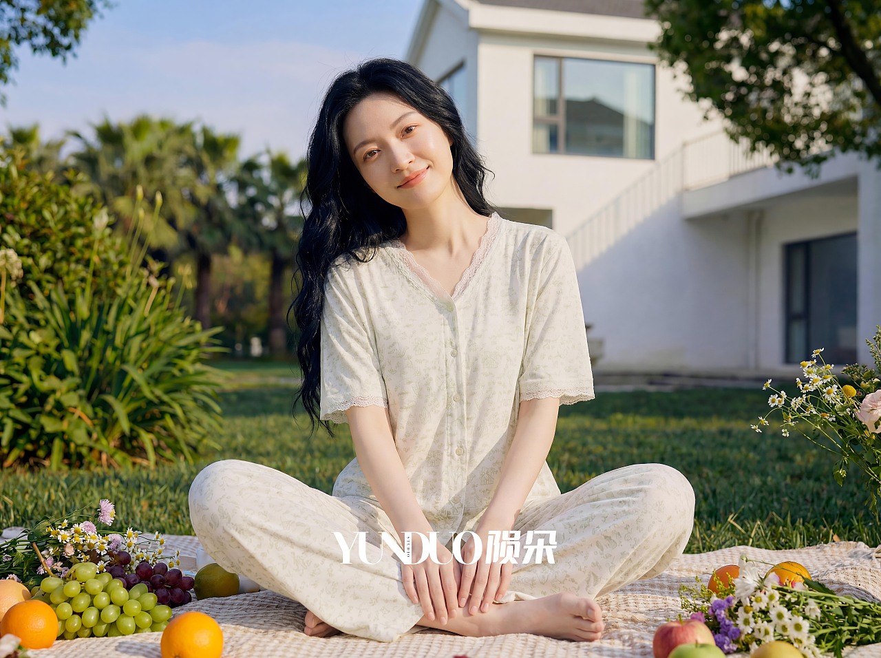 AI小护士品牌生成 Ai摄影 Ai电商图 Ai家居服制图(图ZNDA3MDIxOTAw) - AI作品 - 站酷设计师陨朵商拍刘大奇原创素材 - 站酷ZCOOL