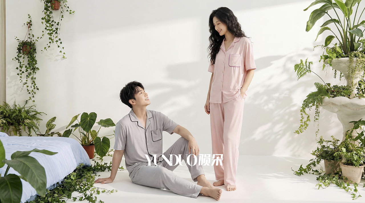AI小护士品牌生成 Ai摄影 Ai电商图 Ai家居服制图（图ZNDA3MDQxMDQw） - AI作品 - 站酷设计师陨朵商拍刘大奇原创素材 - 站酷ZCOOL