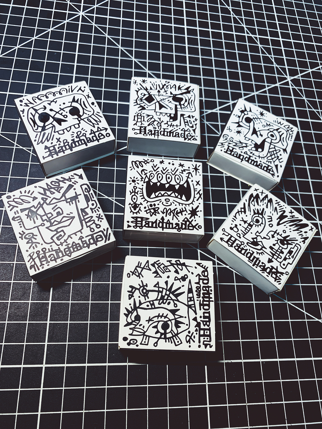 下雨呀🌧️你呀…屋里待着吧‼️（图ZNDA3MTgzNzEy） - 新锐潮流插画 - 站酷设计师黑鸦熊原创素材 - 站酷ZCOOL