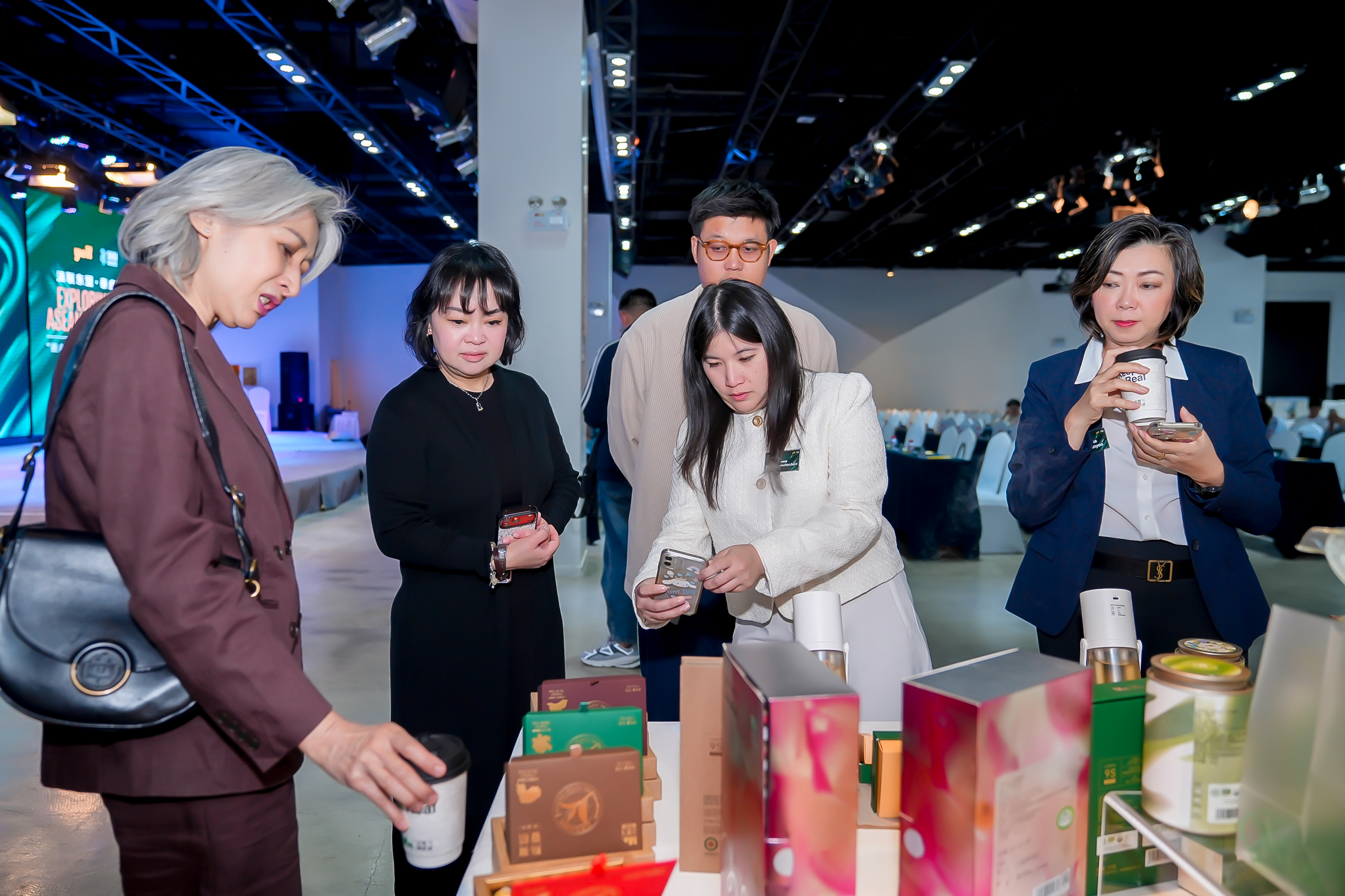 东盟品牌跨境交流活动走进昆明，SHAI Awards助推科技与创意融合（图ZMTU2MTYwMTY=） - 资讯 - 站酷设计师SHAIAwards原创素材 - 站酷ZCOOL