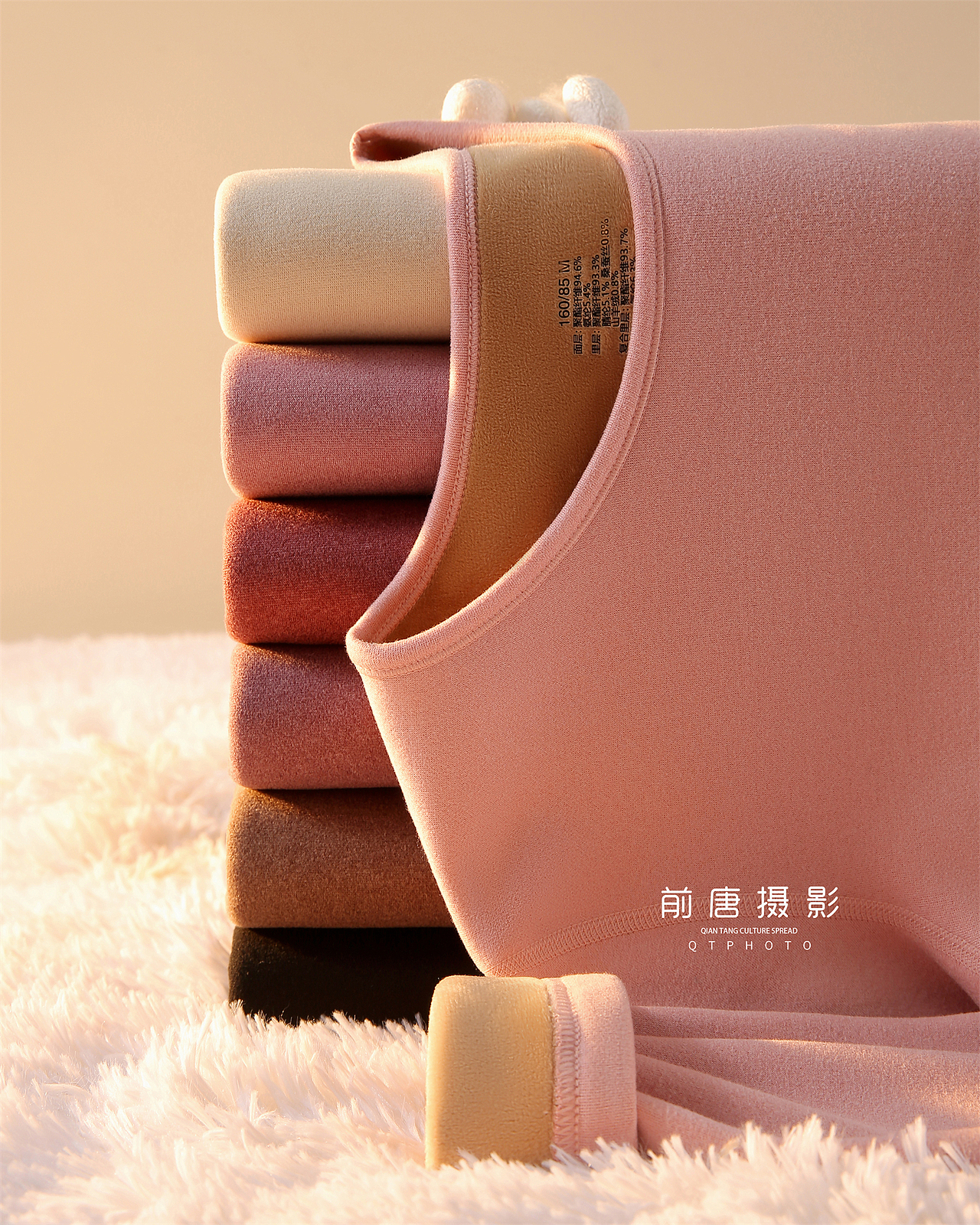 保暖衣静物精拍 保暖衣摆拍 折拍 打底衫（图ZNDA3NDIzNzY4） - 产品摄影 - 站酷设计师前唐摄影露露原创素材 - 站酷ZCOOL