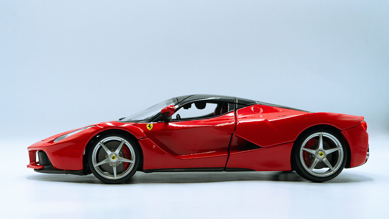Ferrari LaFerrari 1:18 Bburago（图ZNDA3NTY3ODc2） - 其他摄影 - 站酷设计师饭饭饭樊原创素材 - 站酷ZCOOL