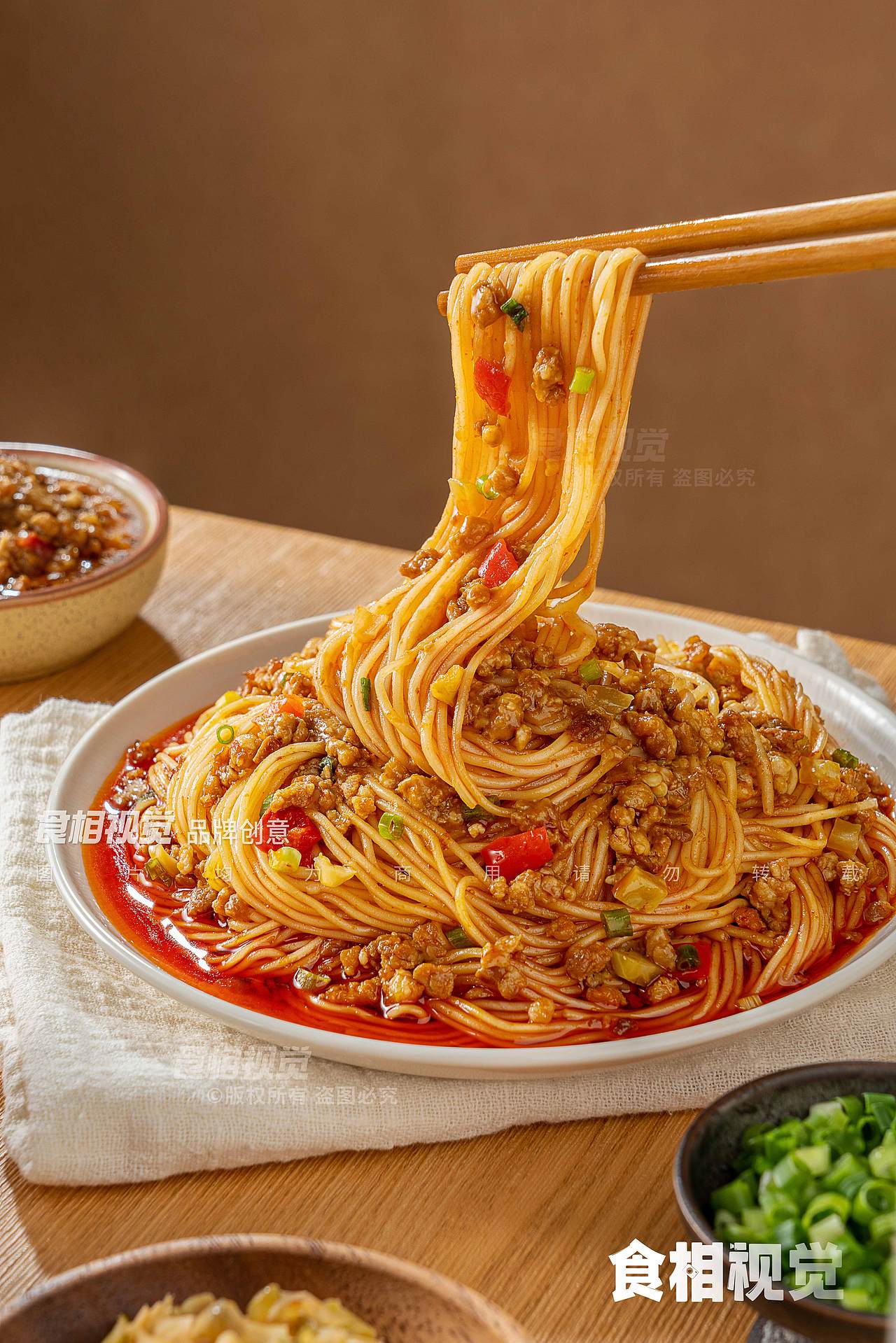 热干面拍摄｜美食摄影 杭州电商食品拍摄X食相视觉（图ZNDA3NzM0MDg4） - 美食摄影 - 站酷设计师食相视觉原创素材 - 站酷ZCOOL
