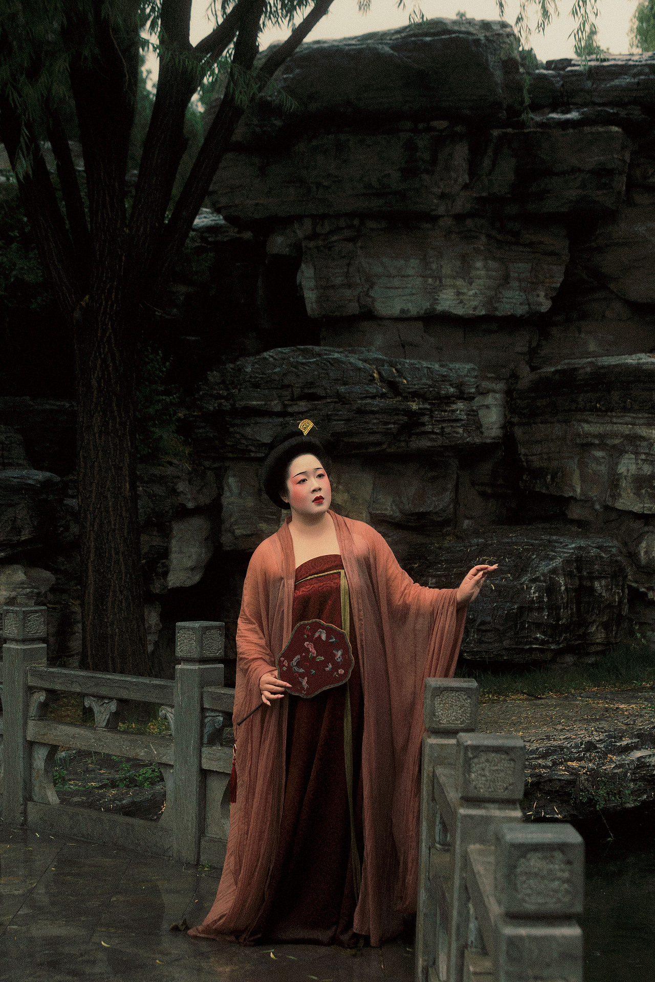 雨润晋祠（图ZNDA3NzcyMDQ4） - 人像摄影 - 站酷设计师若寒Rock原创素材 - 站酷ZCOOL