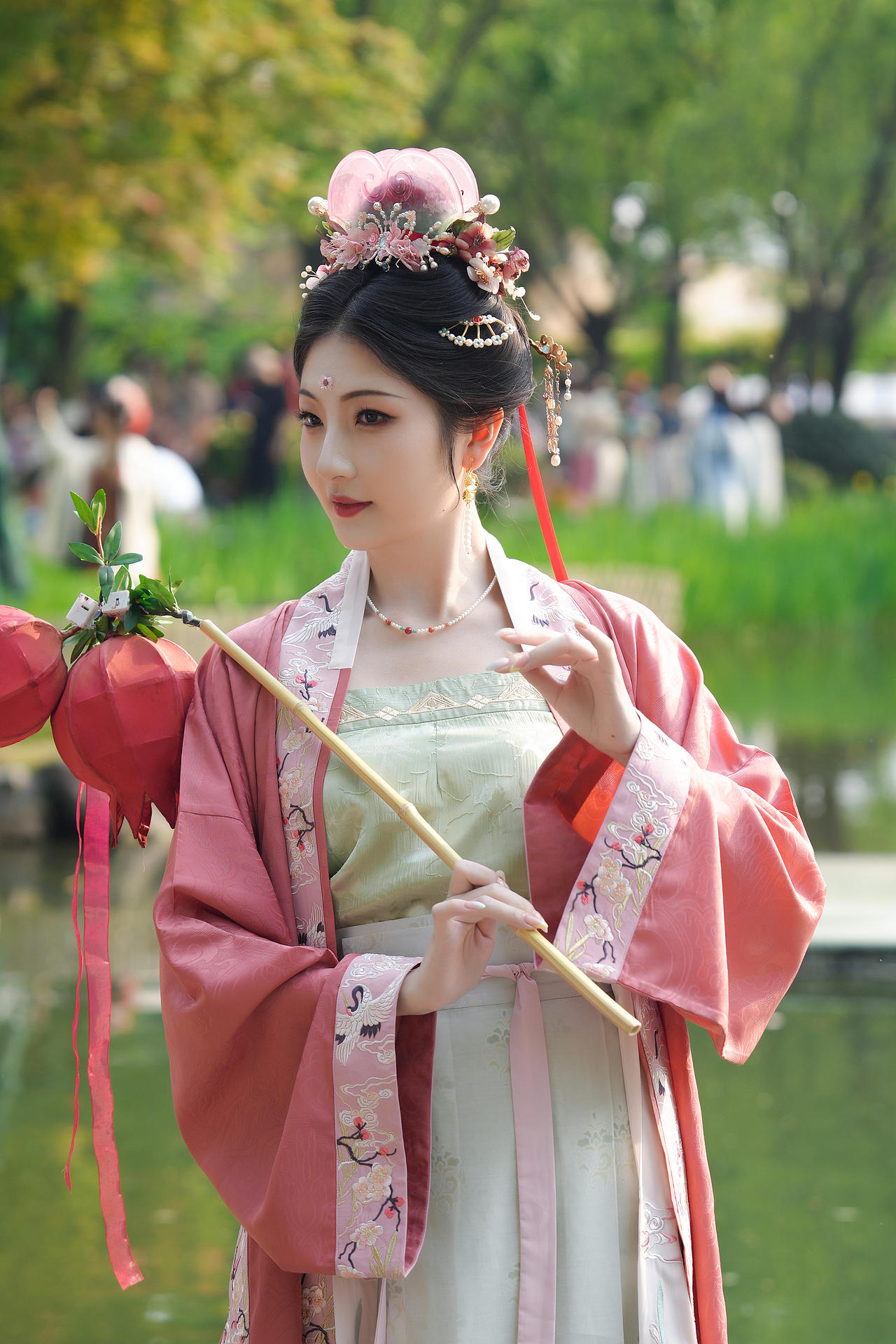 汉服节小记（图ZNDA3ODYyODky） - 人像摄影 - 站酷设计师初夏_雨原创素材 - 站酷ZCOOL