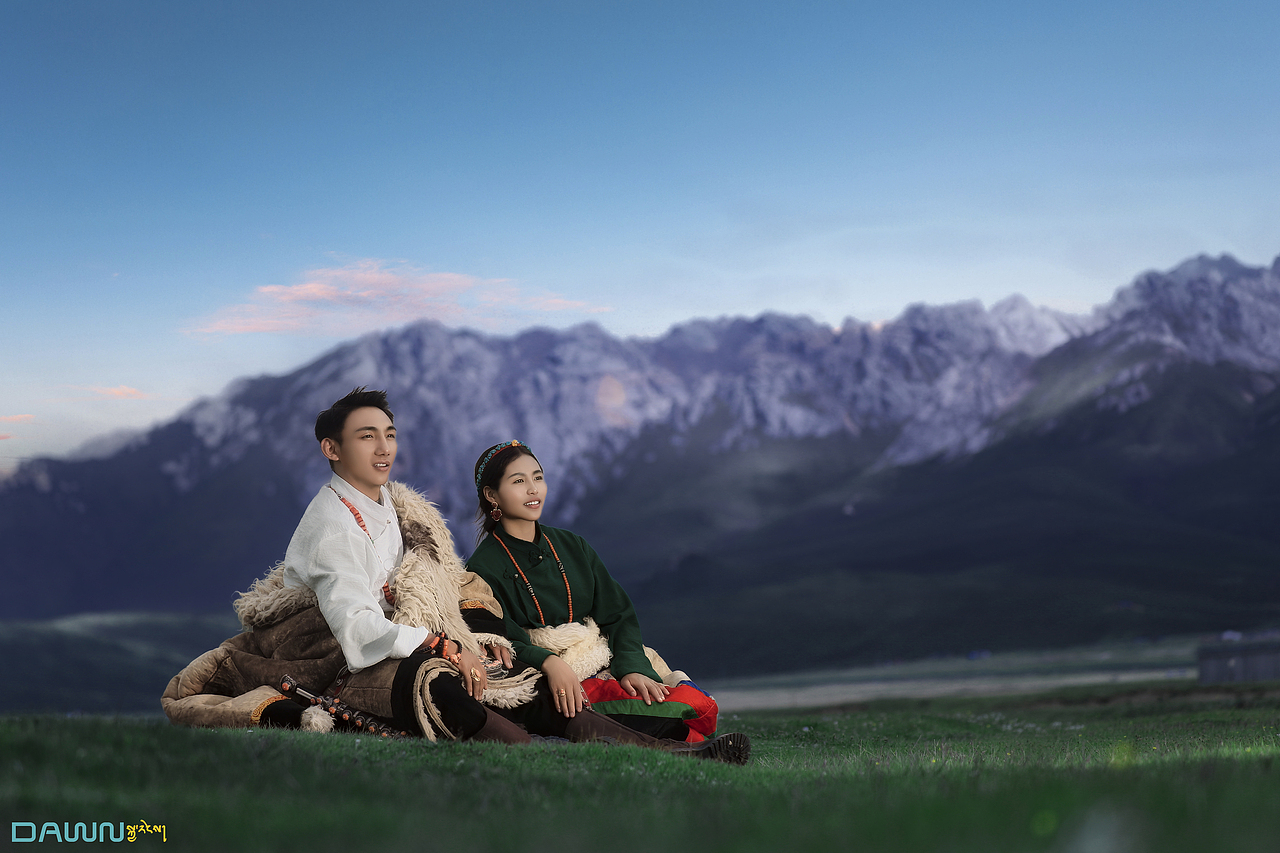 藏之缘（图ZNDA4MDExMzA4） - 人像摄影 - 站酷设计师黎明摄影师原创素材 - 站酷ZCOOL
