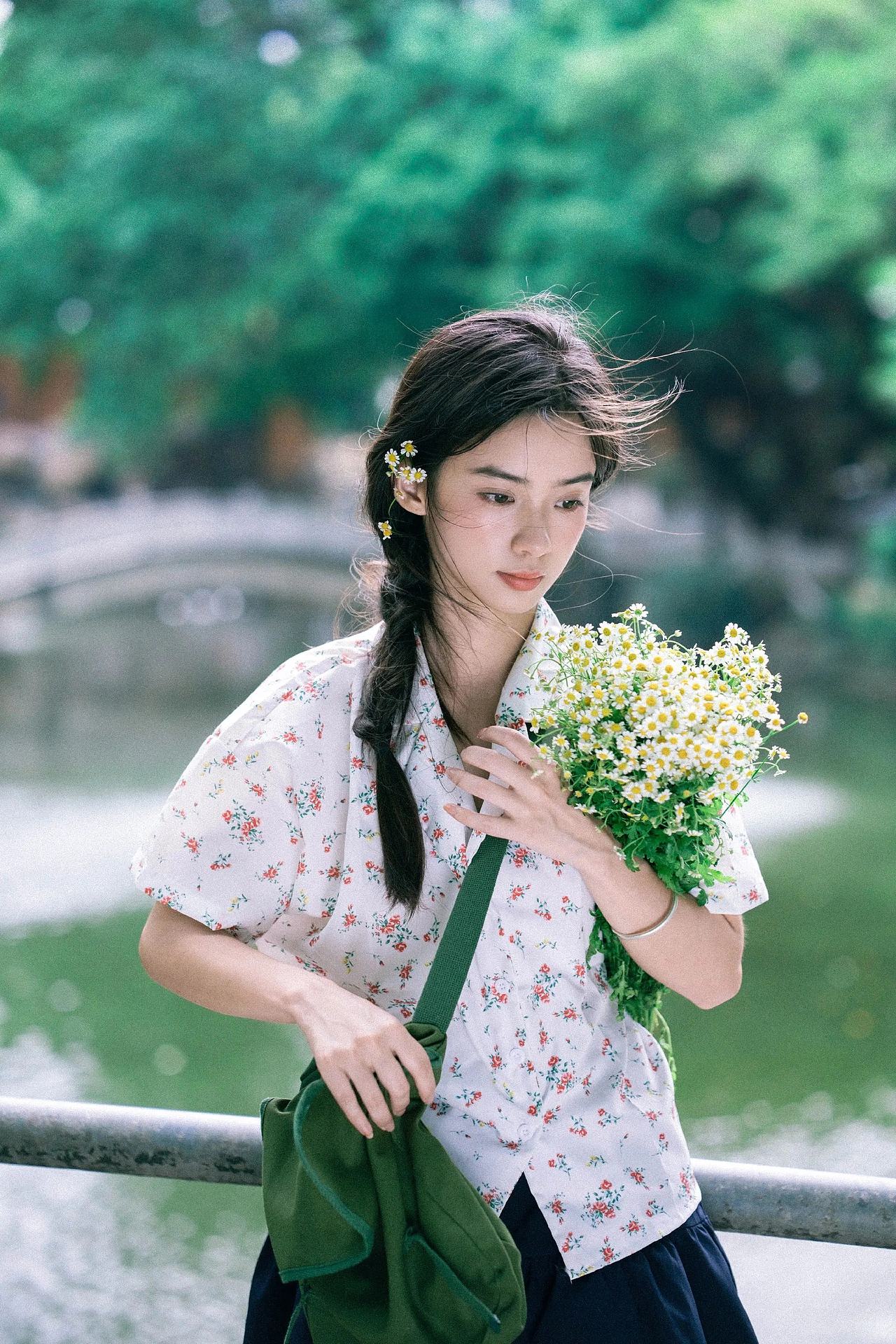 夏日清透 人像摄影（图ZNDA4MjAxMjI4） - 人像摄影 - 站酷设计师不会拍照的设计狮原创素材 - 站酷ZCOOL